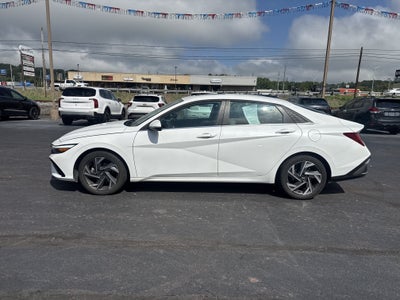 2025 Hyundai ELANTRA SEL Convenience