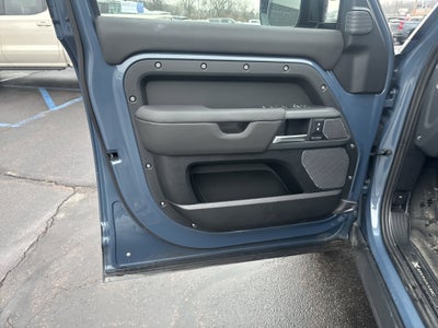 2024 Land Rover Defender X-Dynamic SE