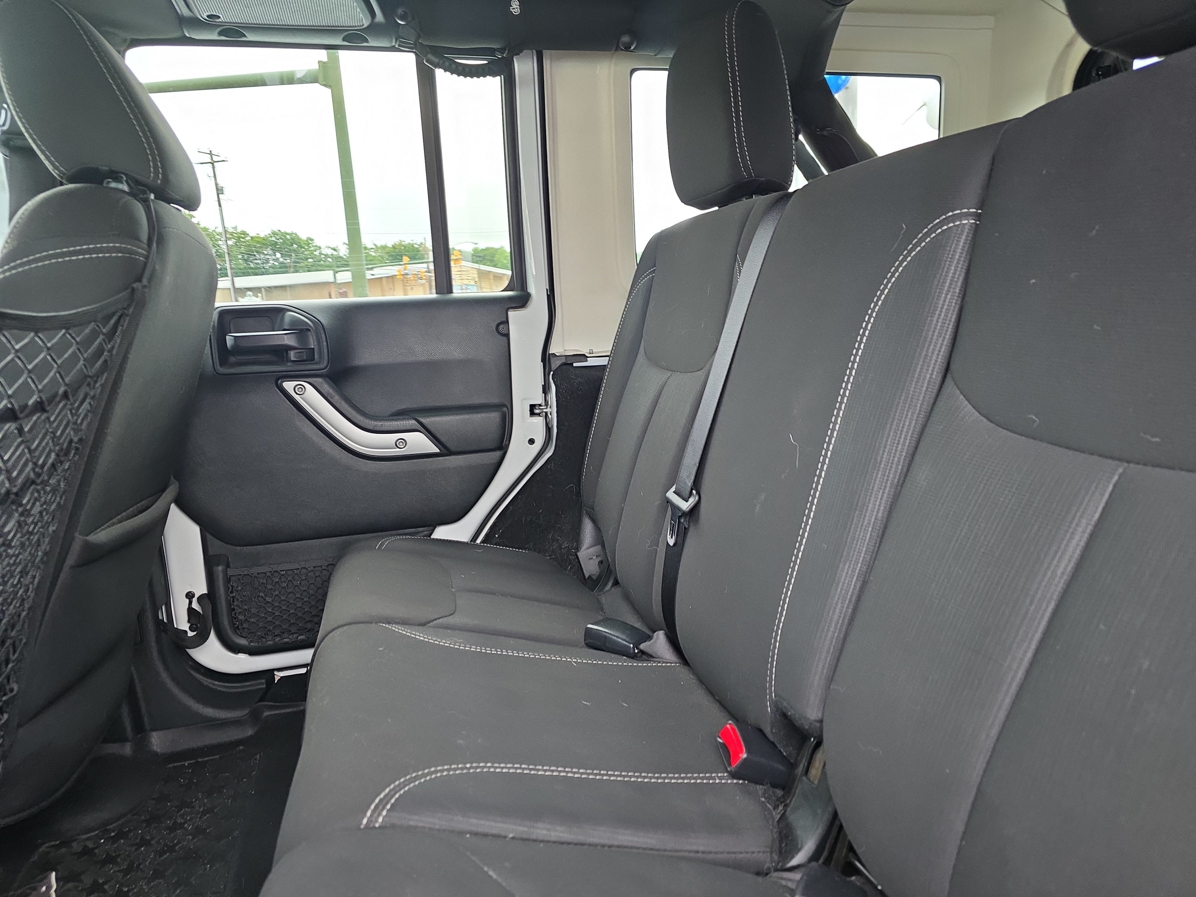 2018 Jeep Wrangler JK Unlimited Sahara