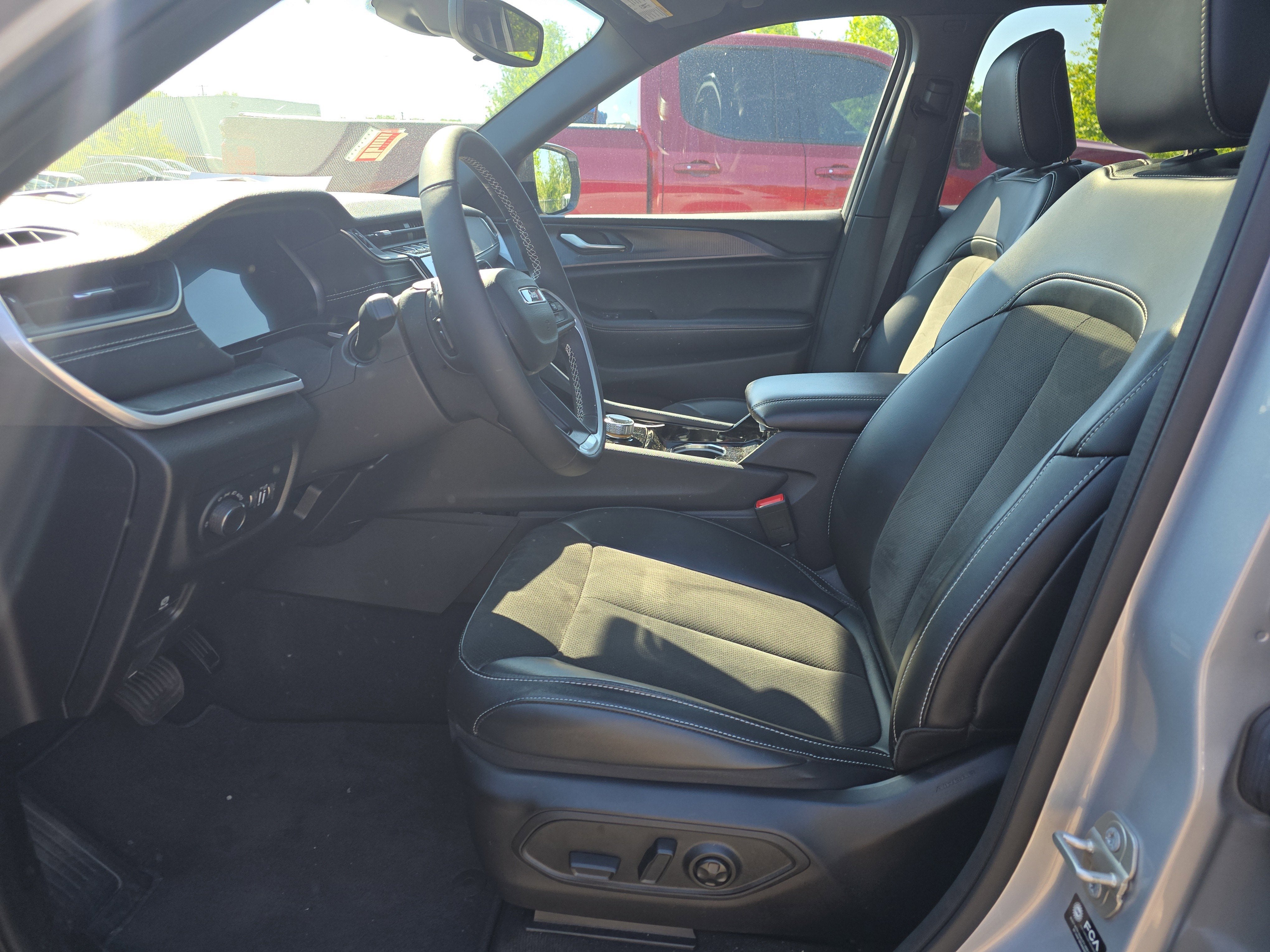 2023 Jeep Grand Cherokee L Altitude X