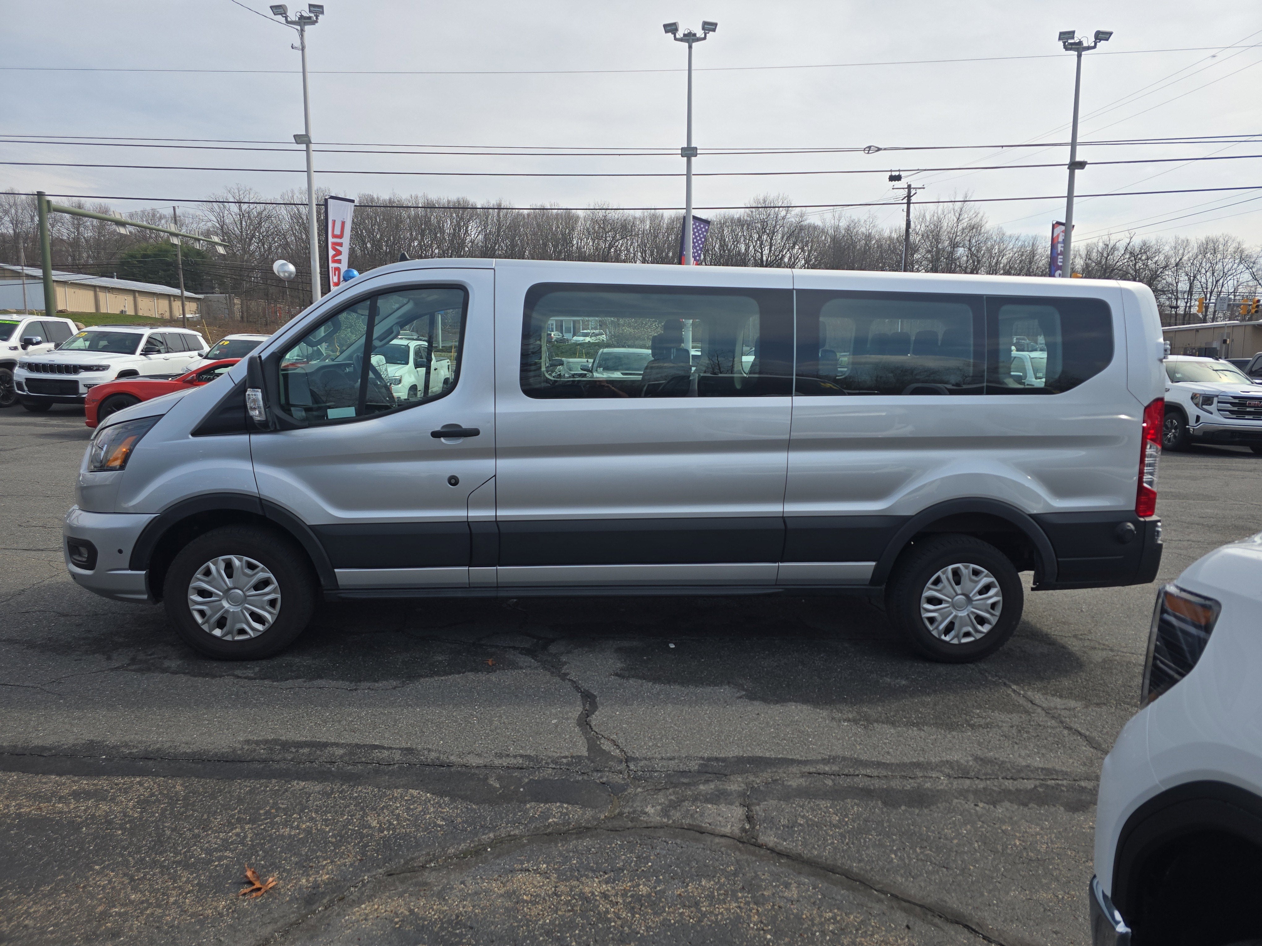 2024 Ford Transit Passenger Wagon XL