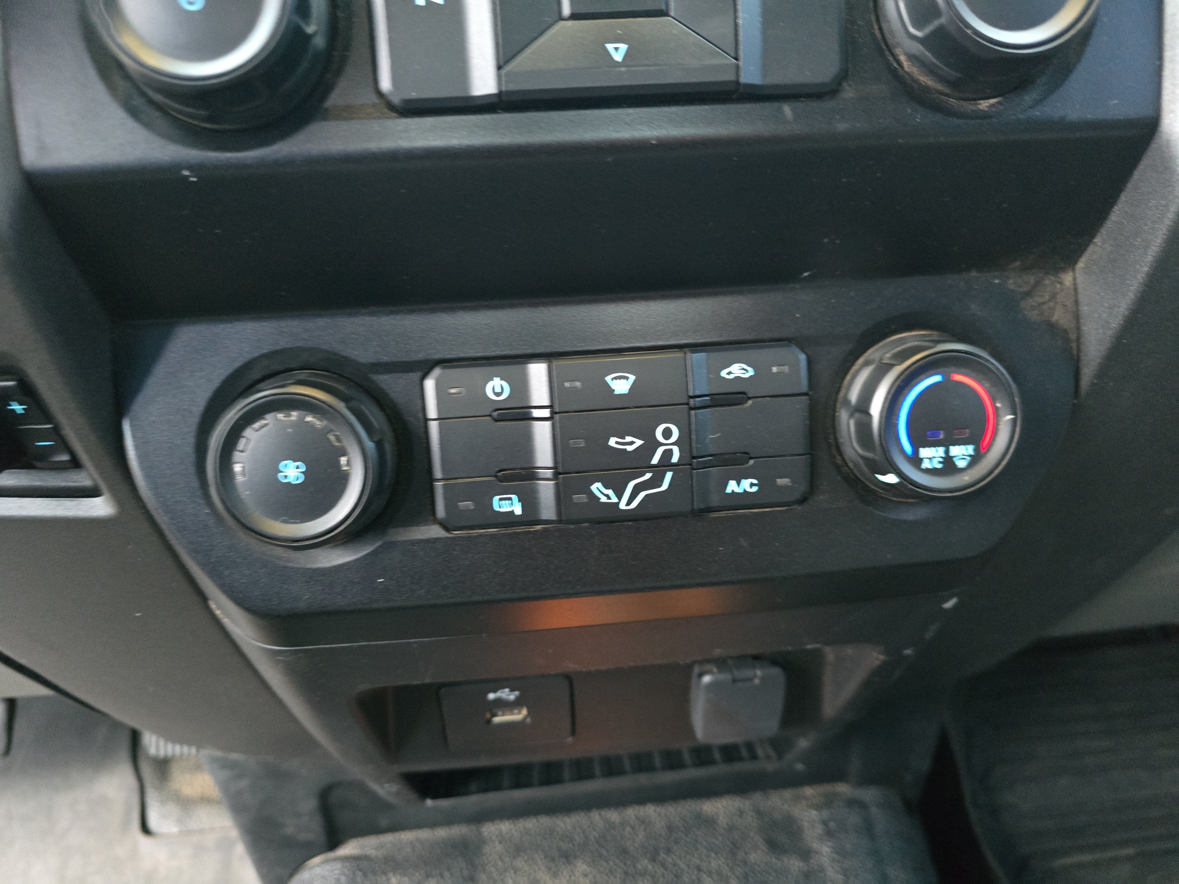 2020 Ford Super Duty F-550 DRW XL