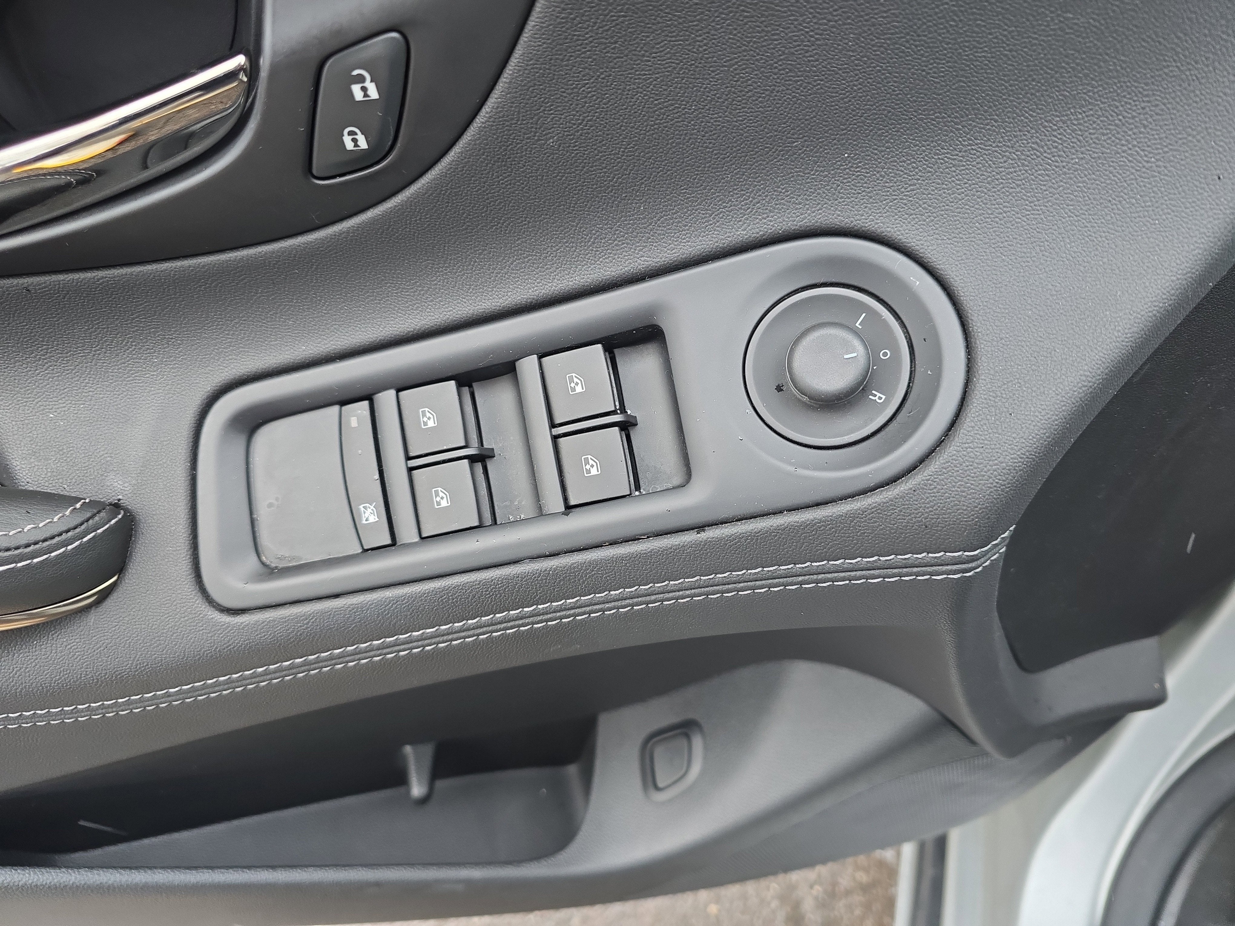 2016 Buick LaCrosse Base