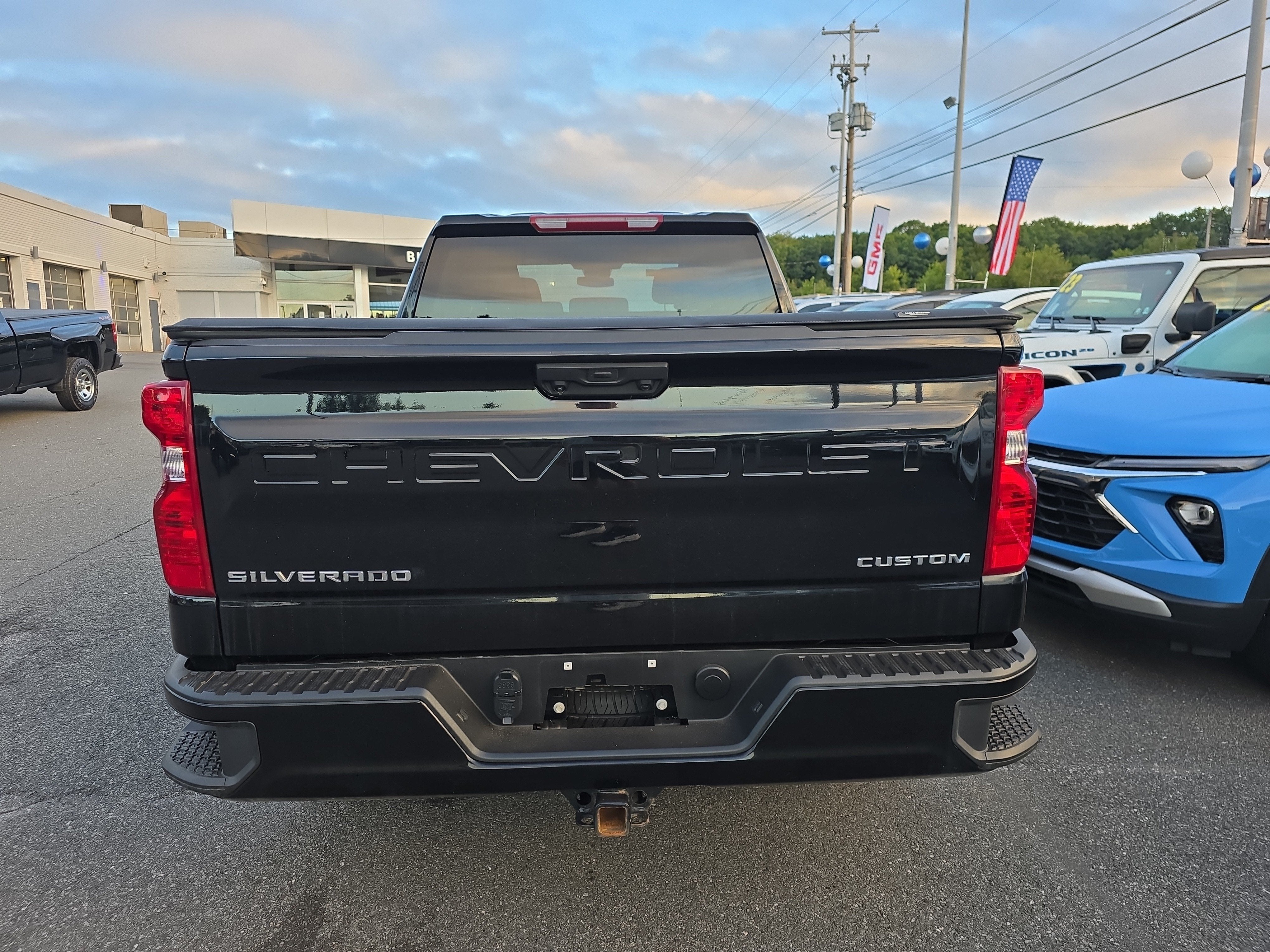 2024 Chevrolet Silverado 1500 Custom