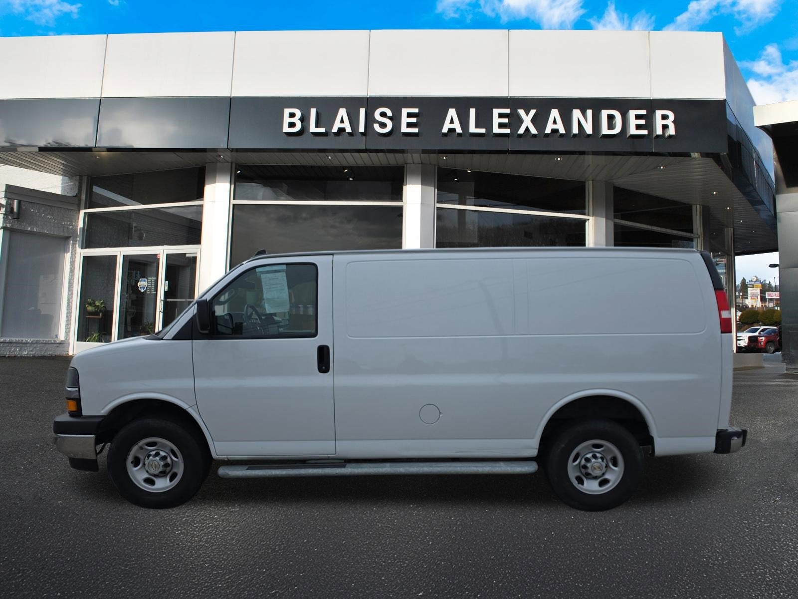 2024 Chevrolet Express Cargo 2500 WT