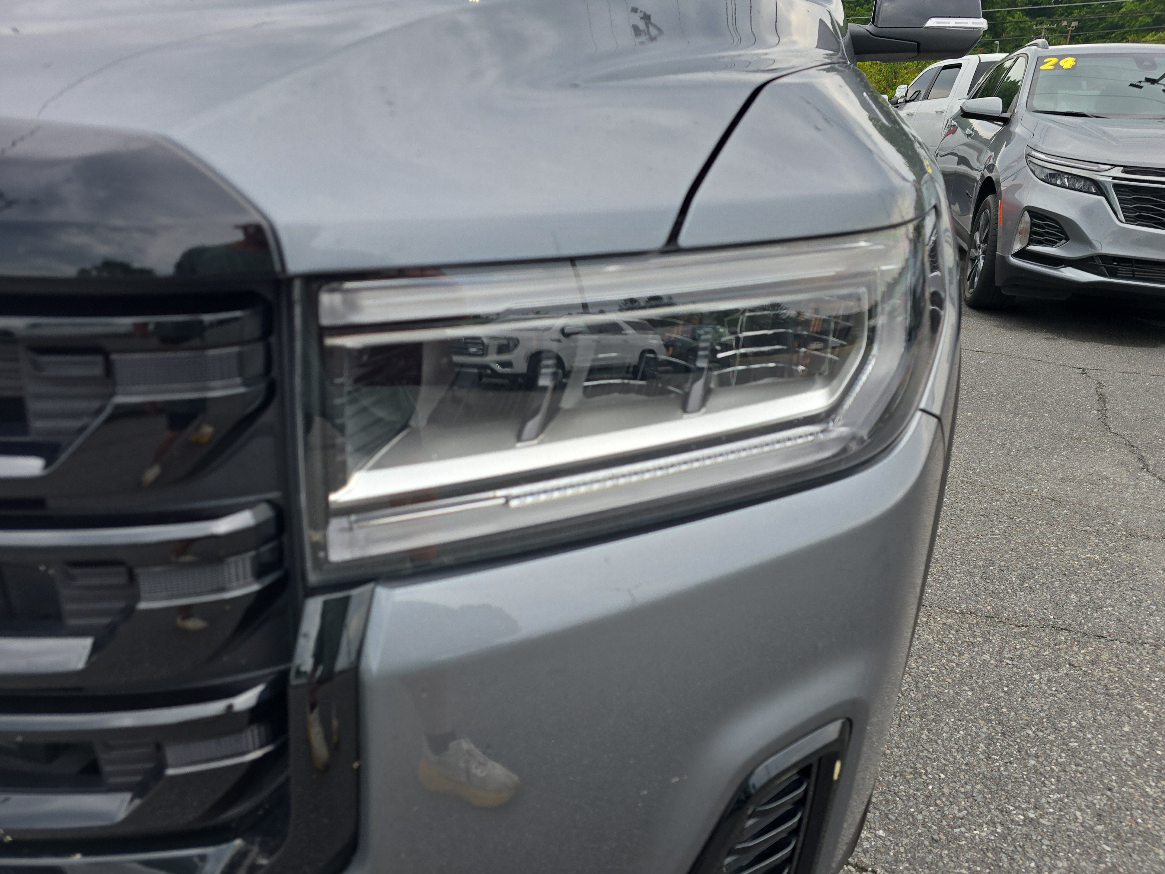 2022 GMC Acadia SLE