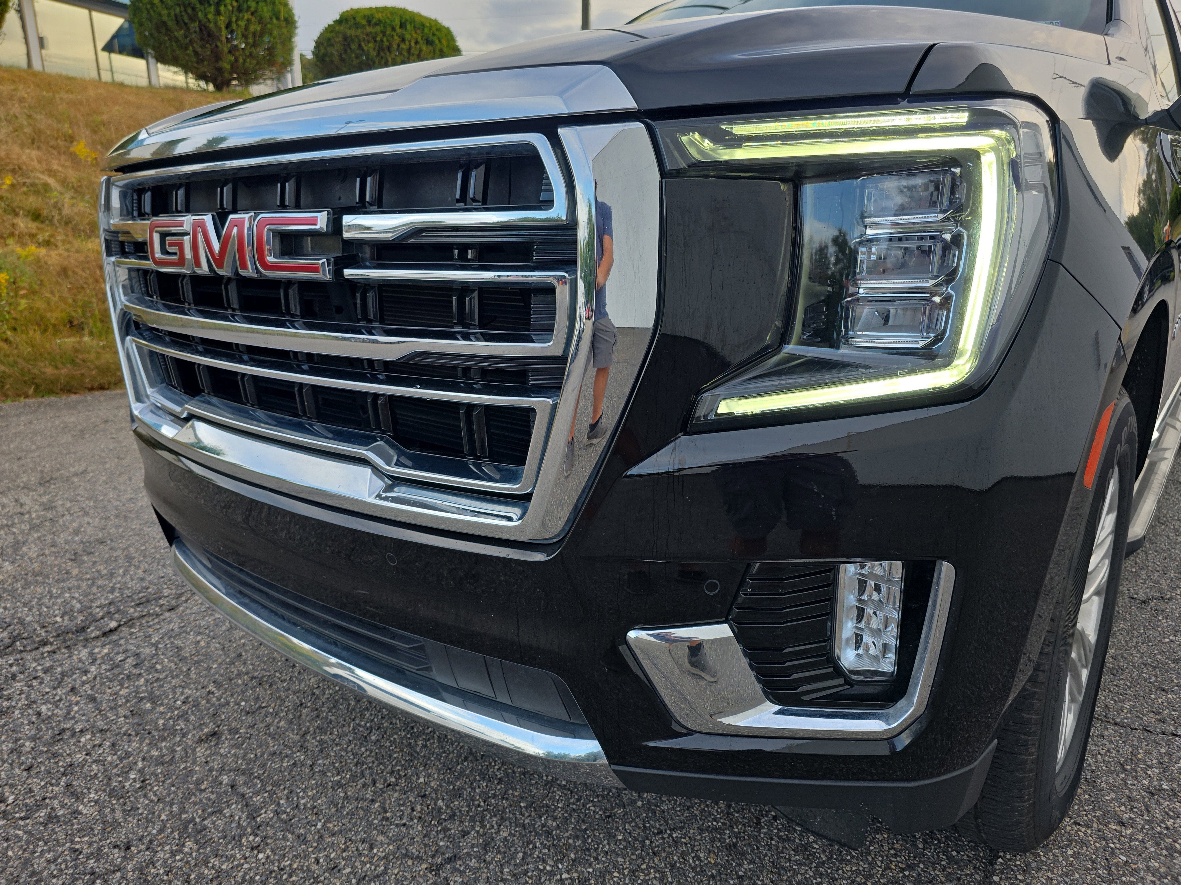 2024 GMC Yukon SLT