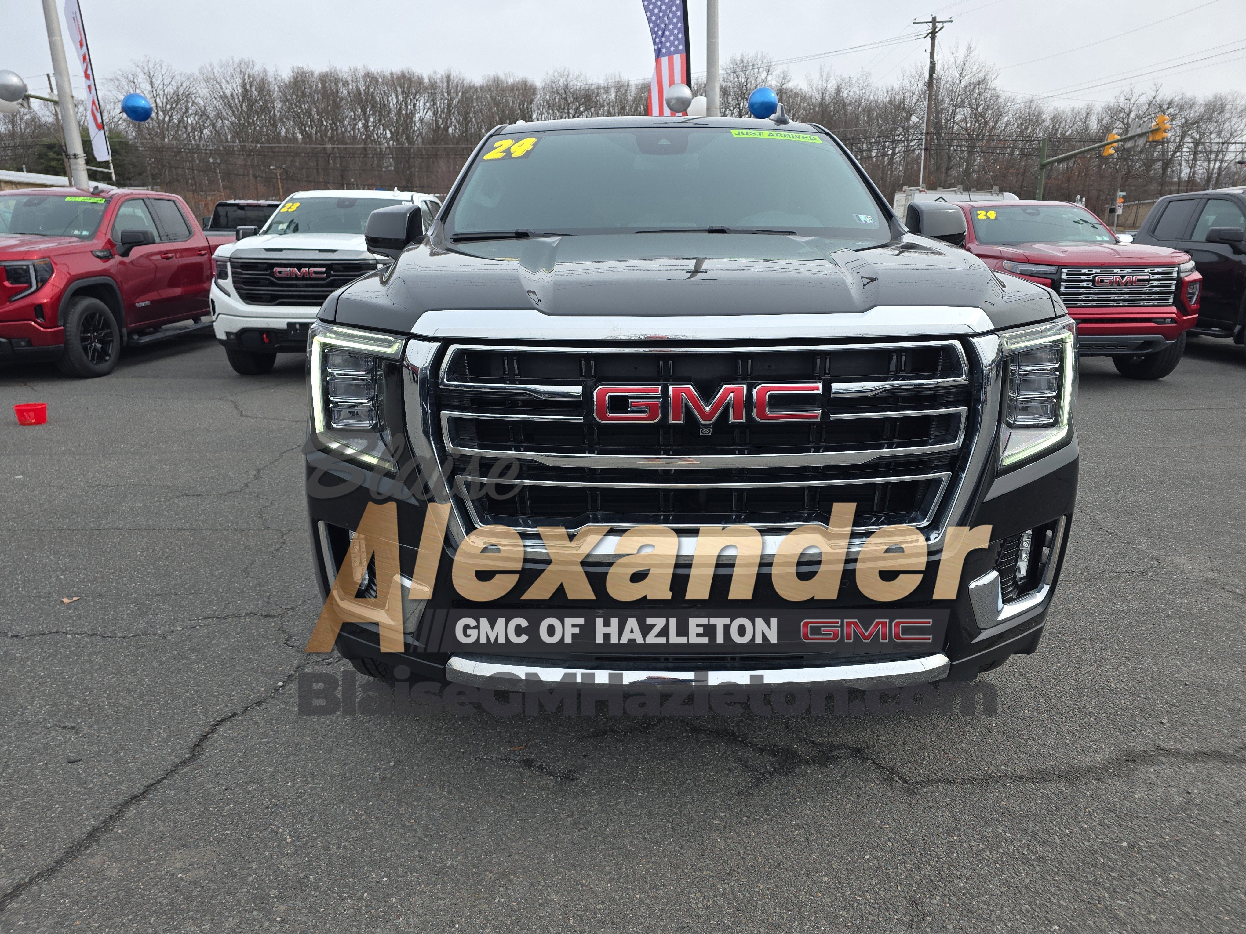 2024 GMC Yukon SLT