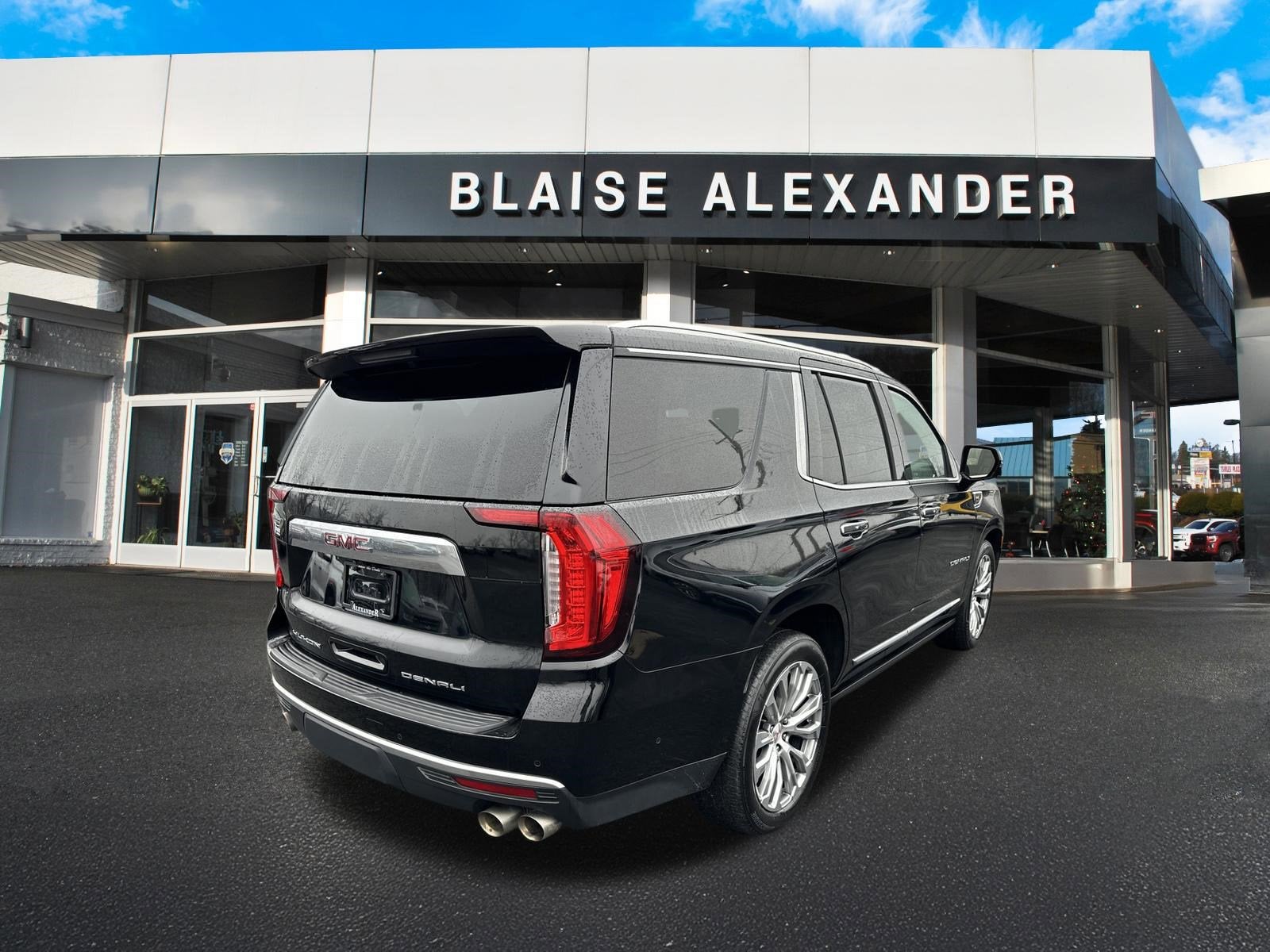 2023 GMC Yukon Denali