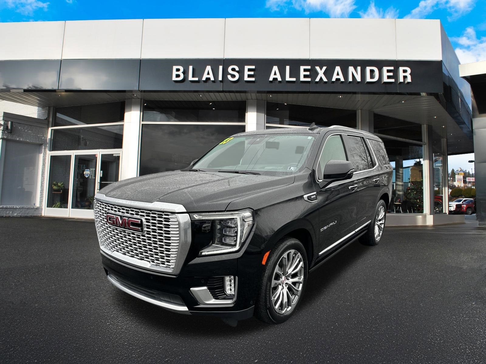 2023 GMC Yukon Denali