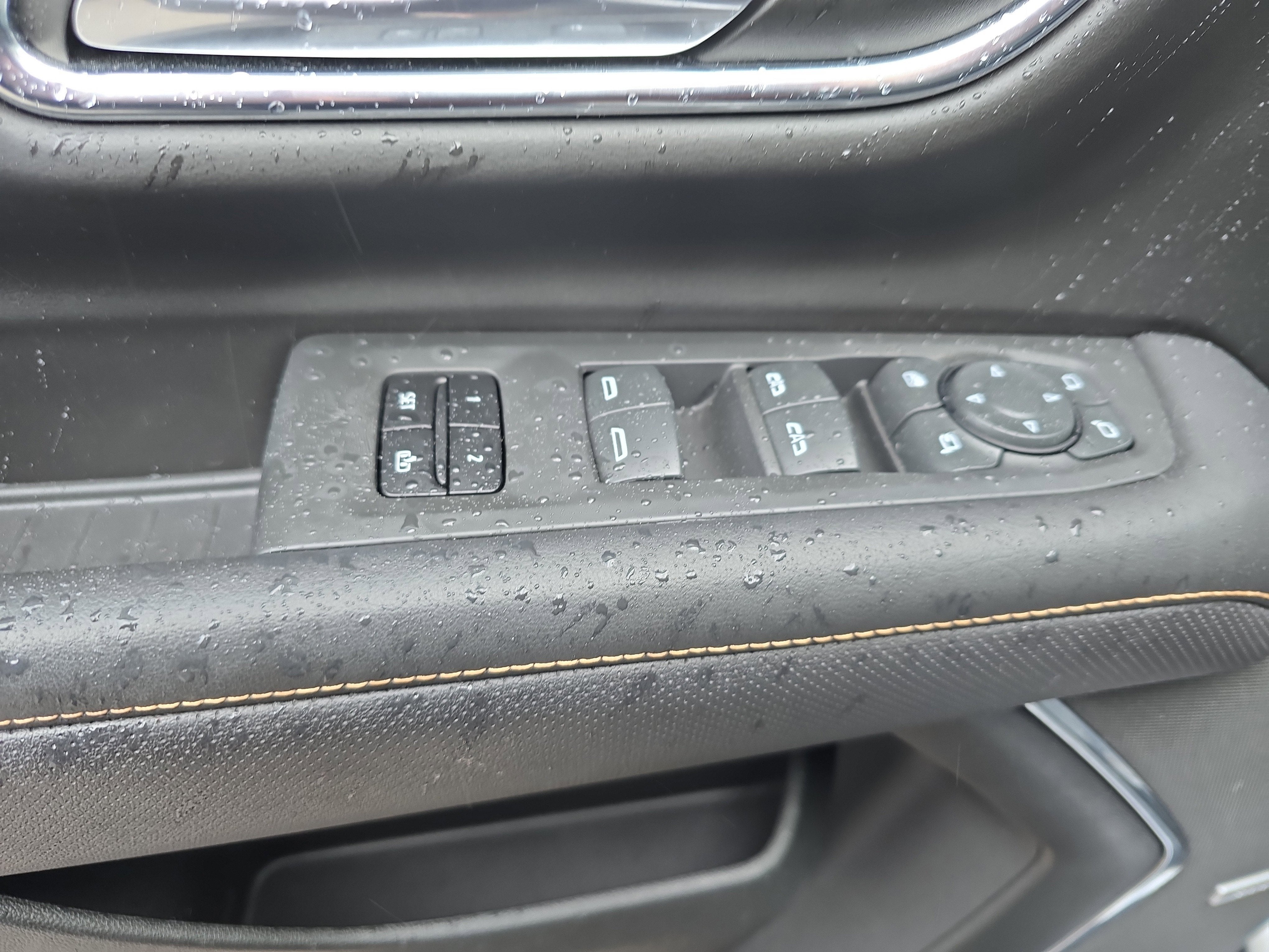 2023 GMC Yukon XL AT4