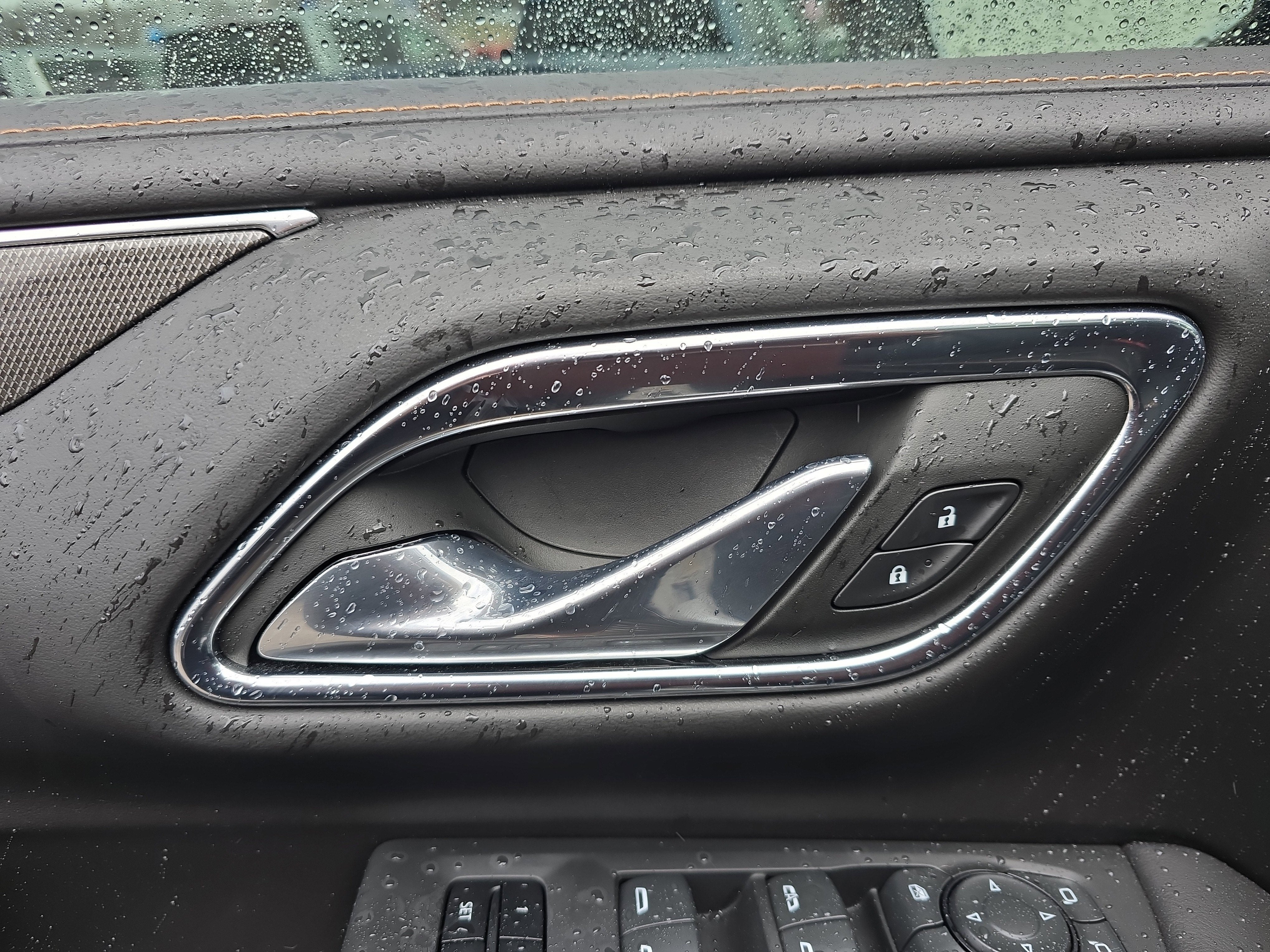 2023 GMC Yukon XL AT4