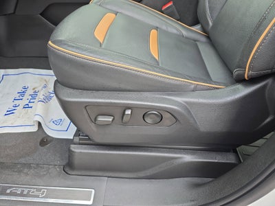 2023 GMC Yukon XL AT4