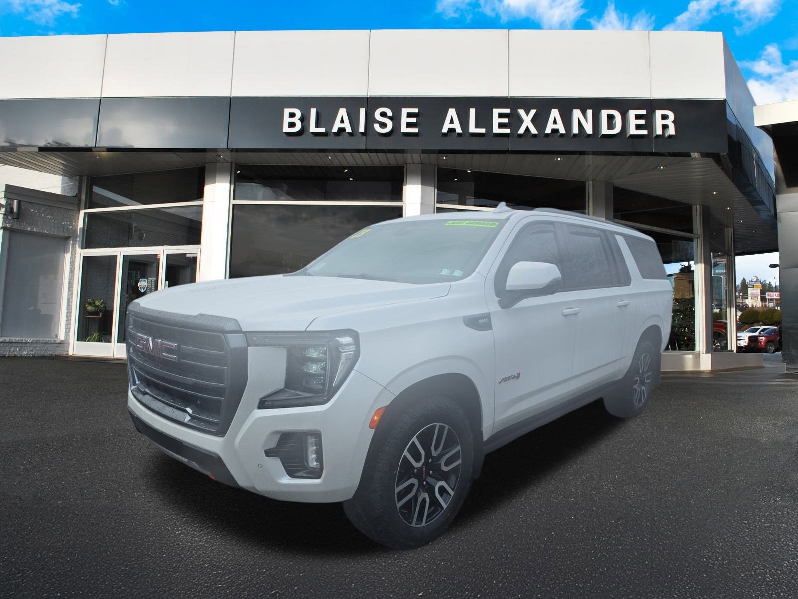 2023 GMC Yukon XL AT4