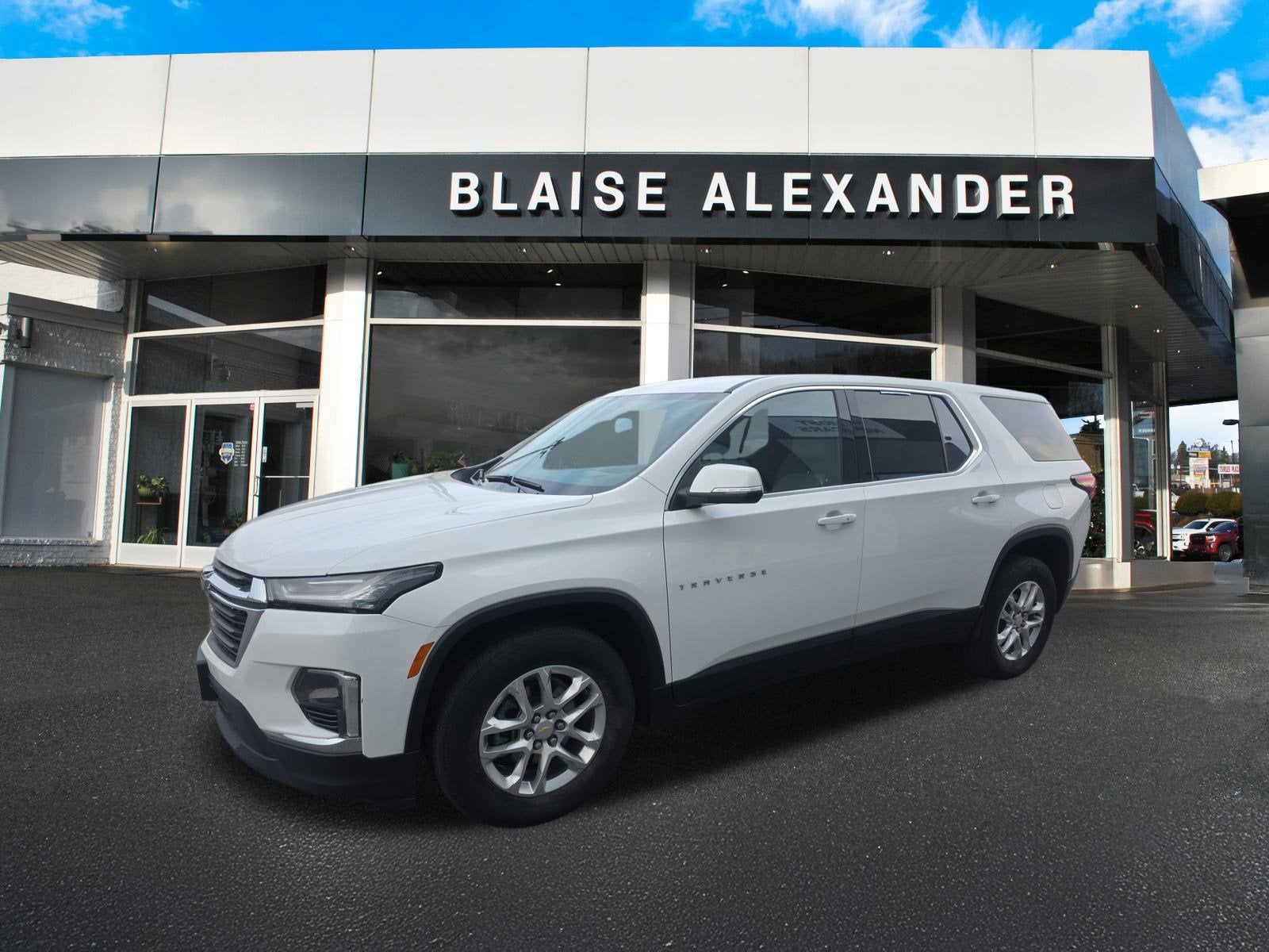 2023 Chevrolet Traverse LS