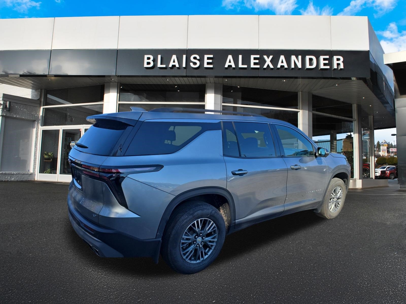 2024 Chevrolet Traverse LT