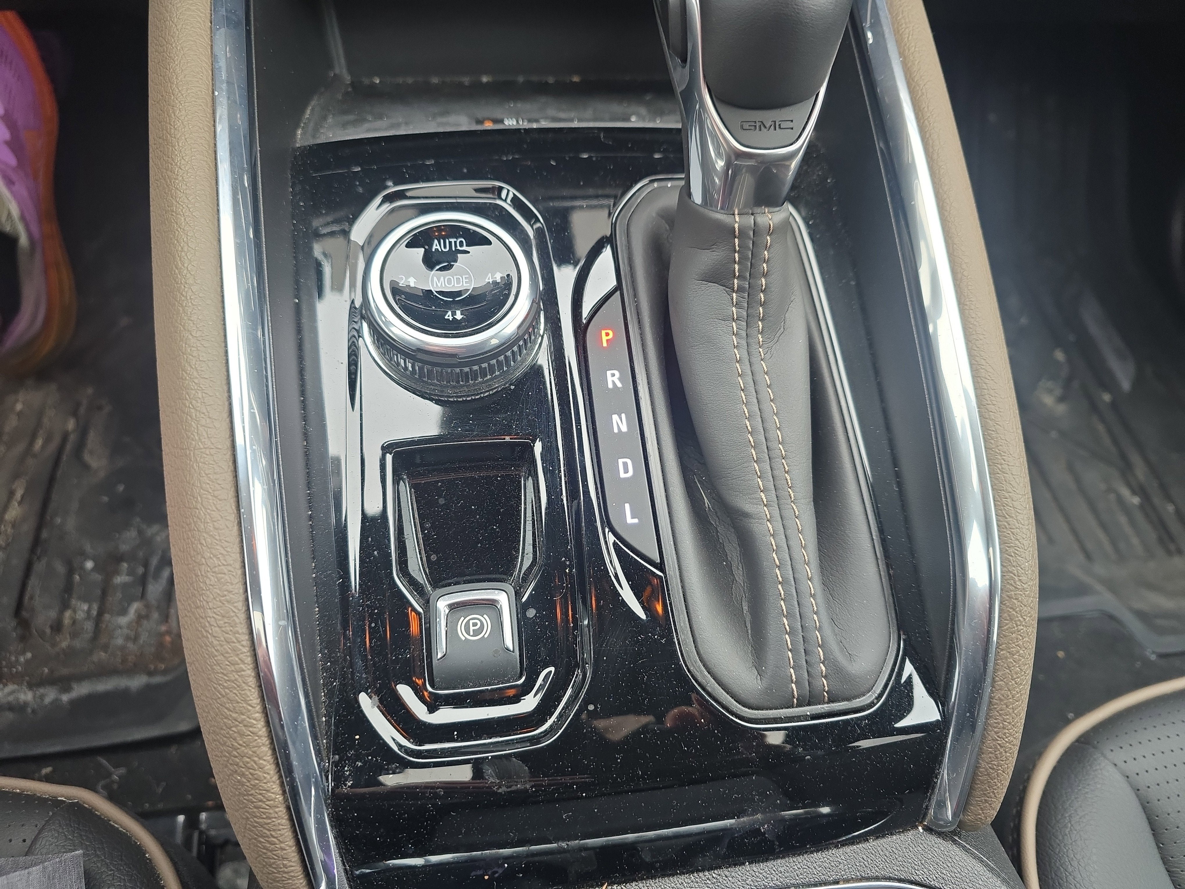 2024 GMC Canyon Denali