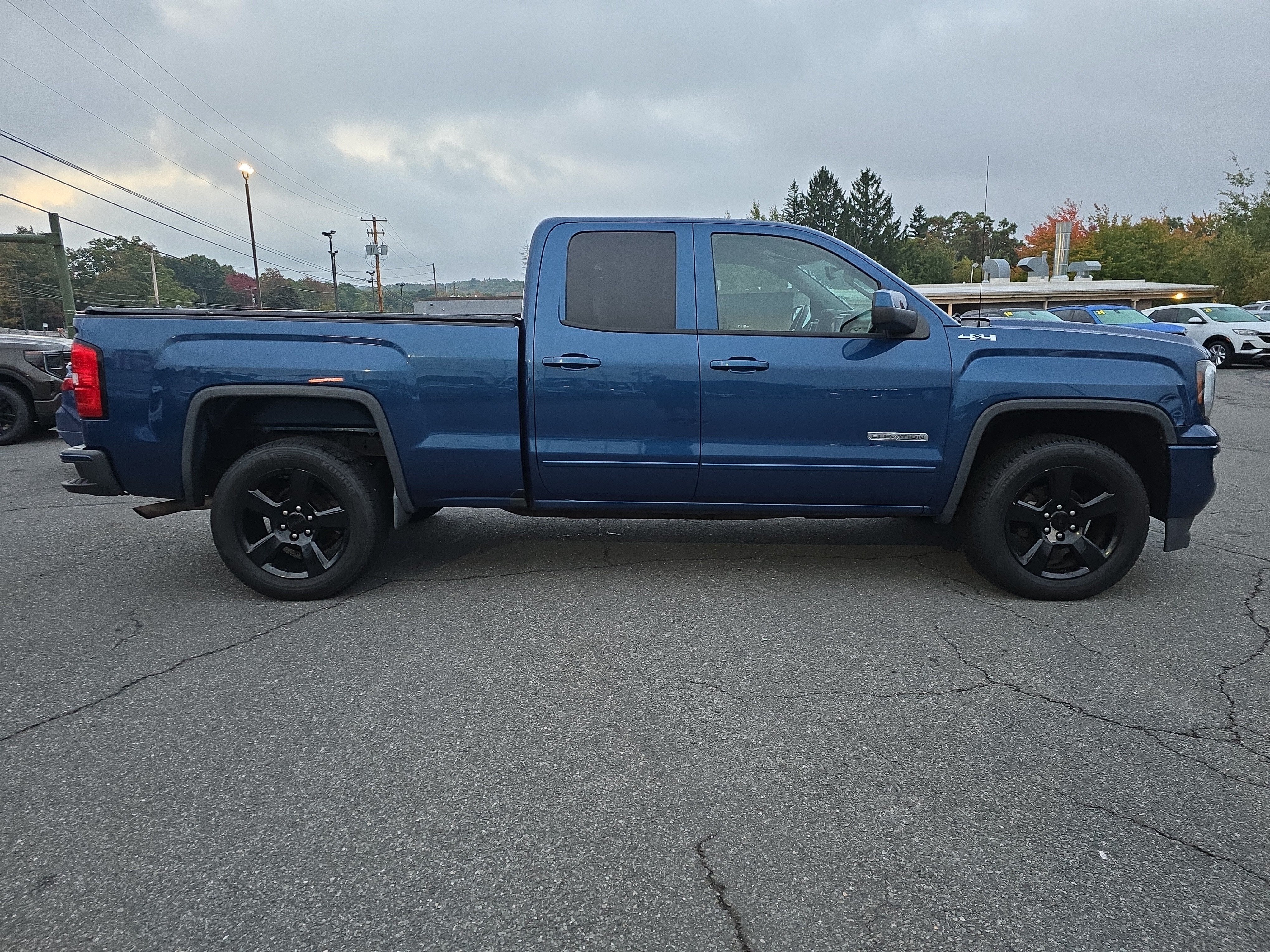 2016 GMC Sierra 1500 DBL CAB 4WD 143.5