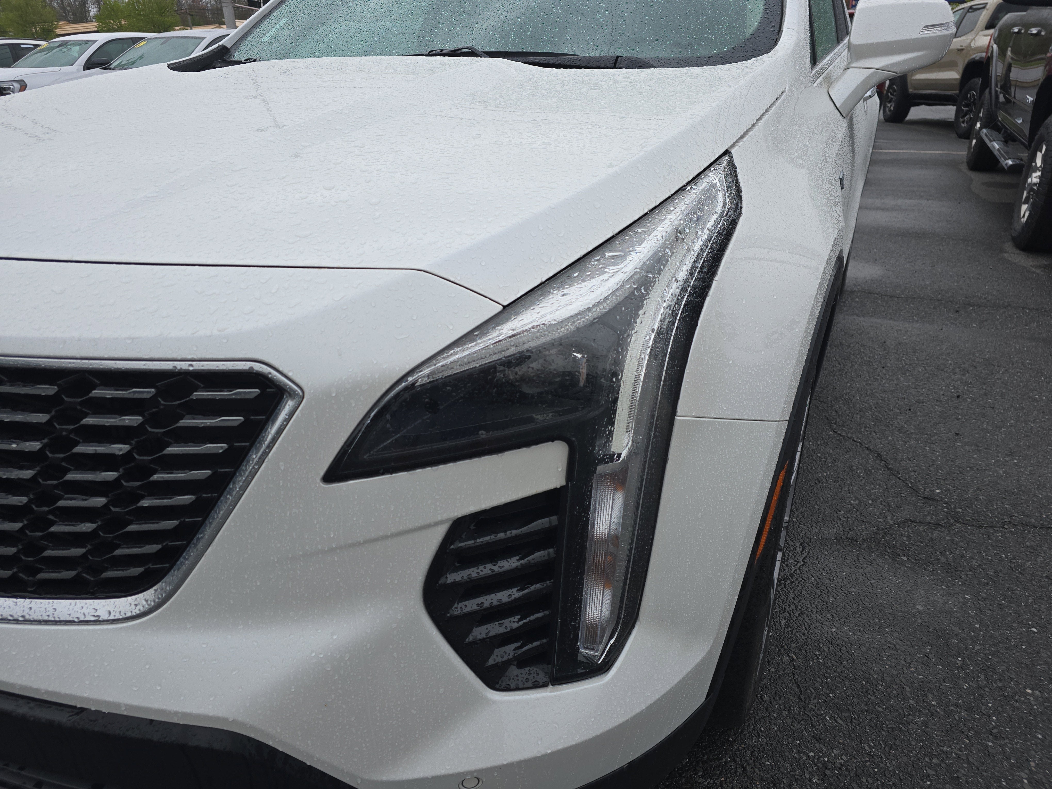 2023 Cadillac XT4 Premium Luxury