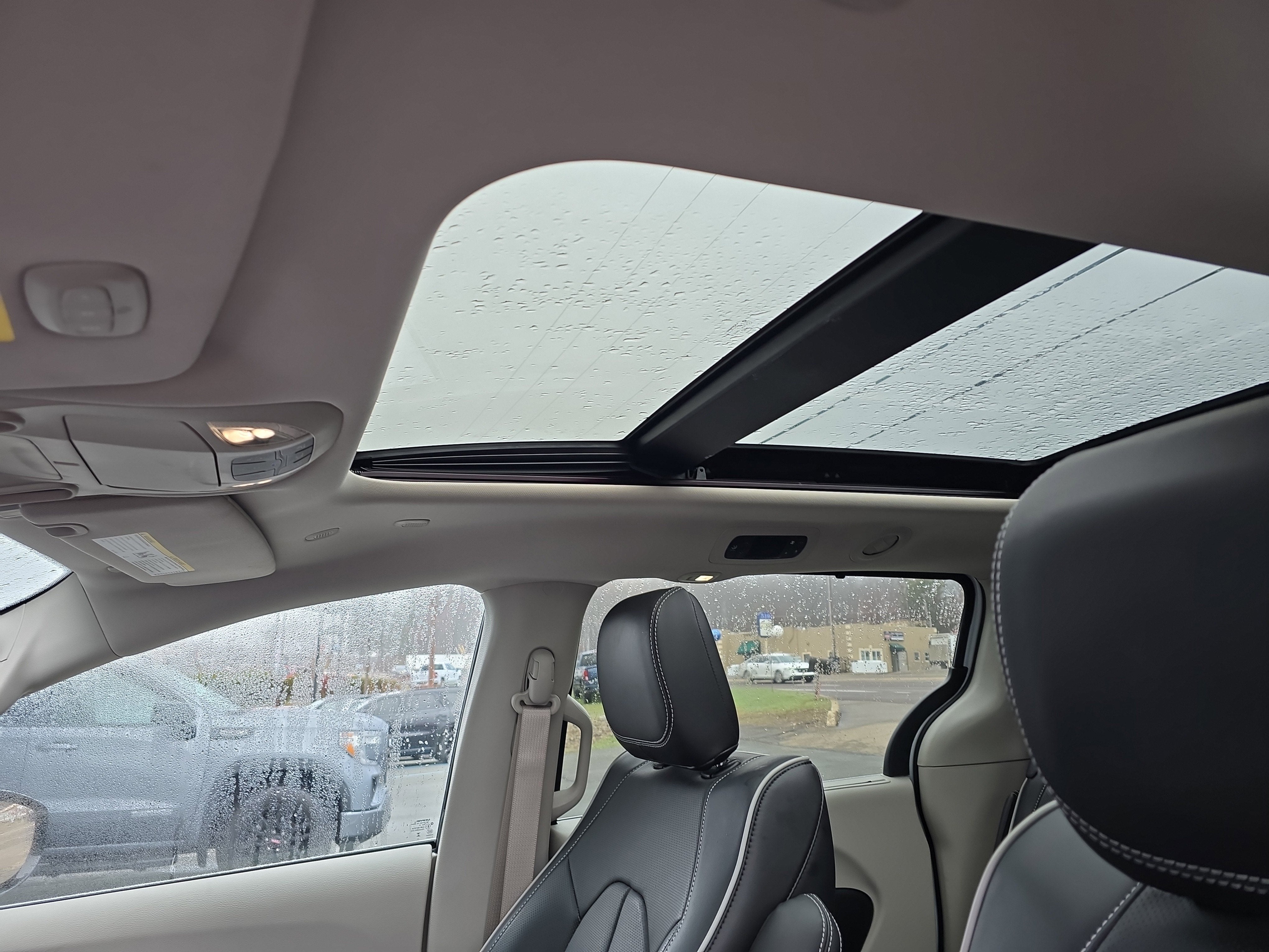 2024 Chrysler Pacifica Limited