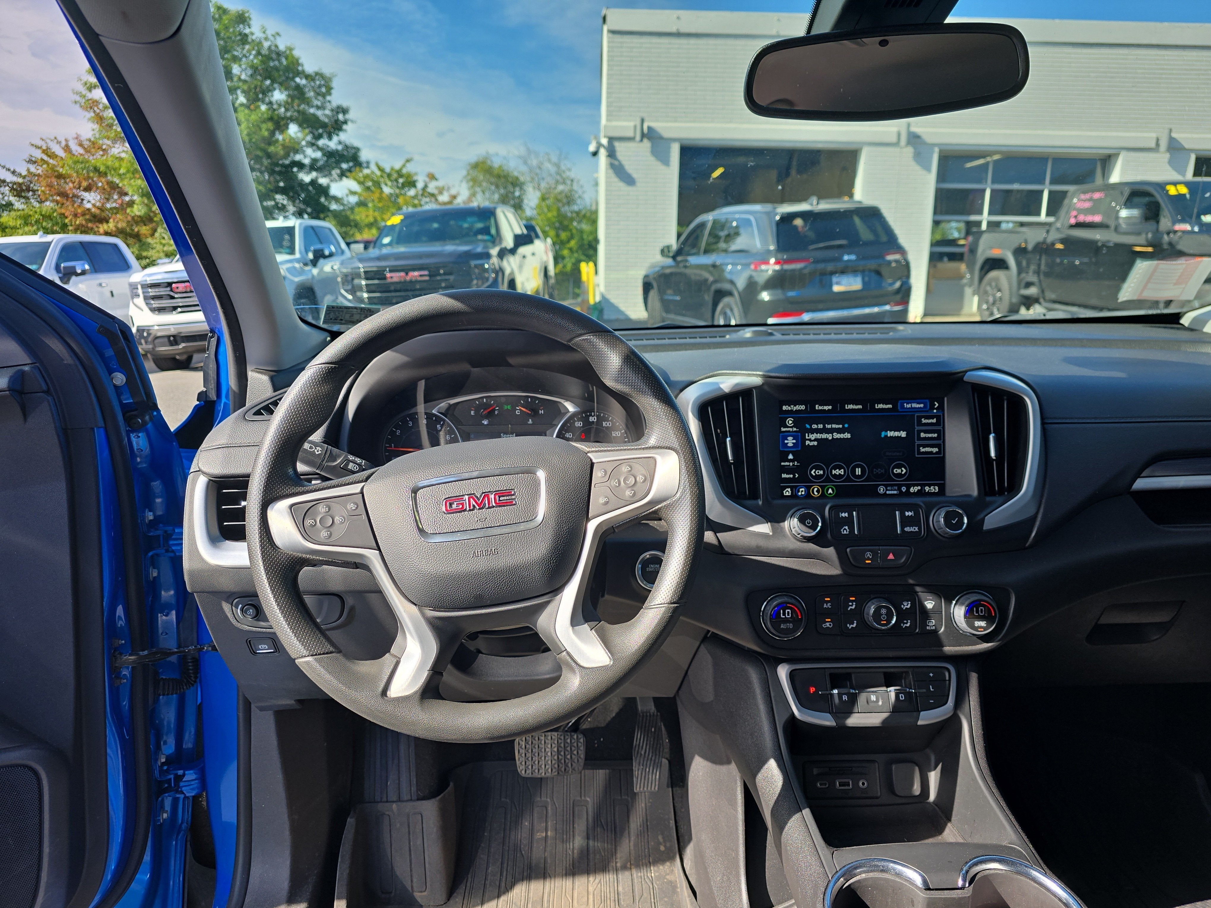 2024 GMC Terrain SLE