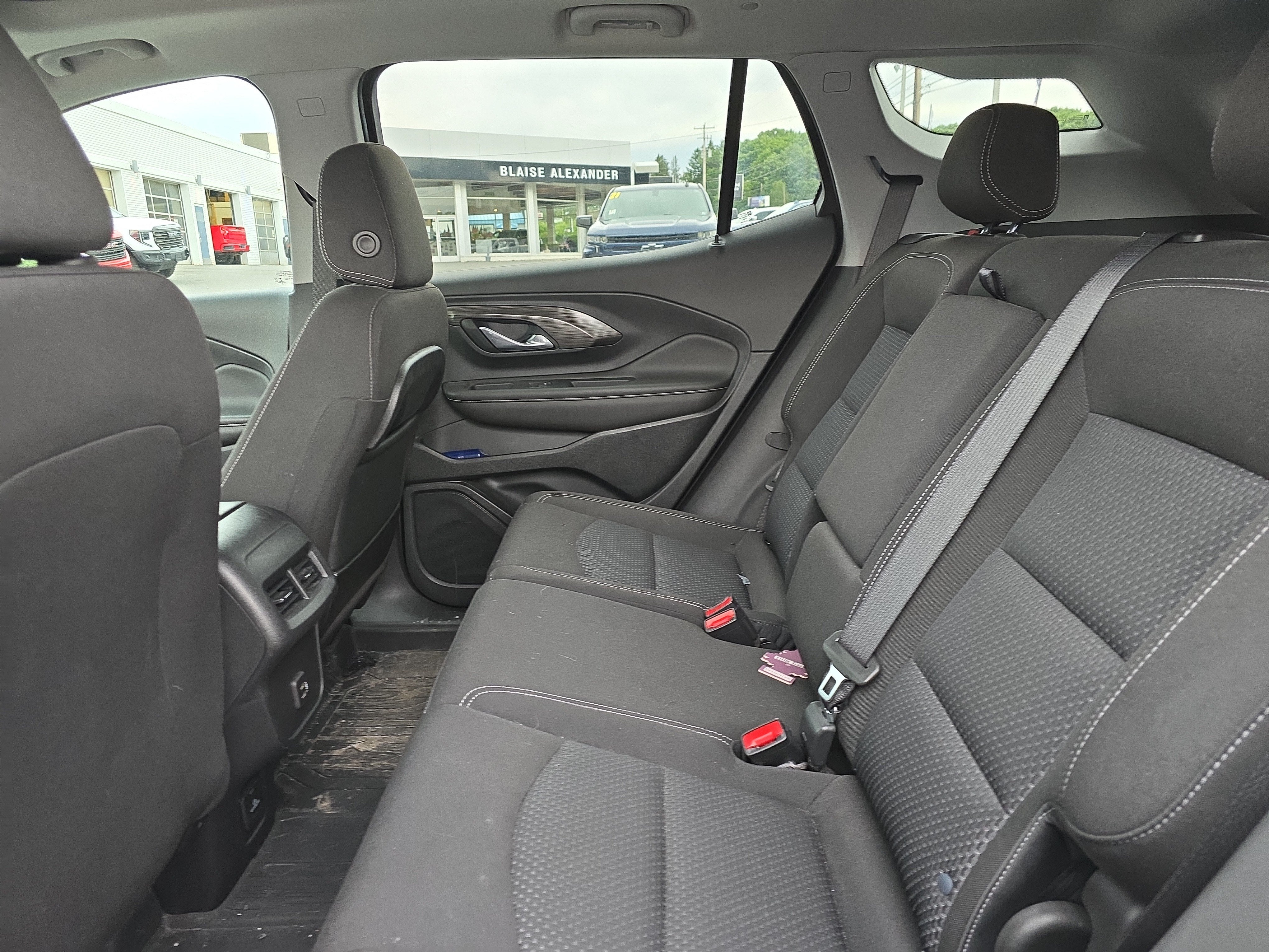 2022 GMC Terrain SLE
