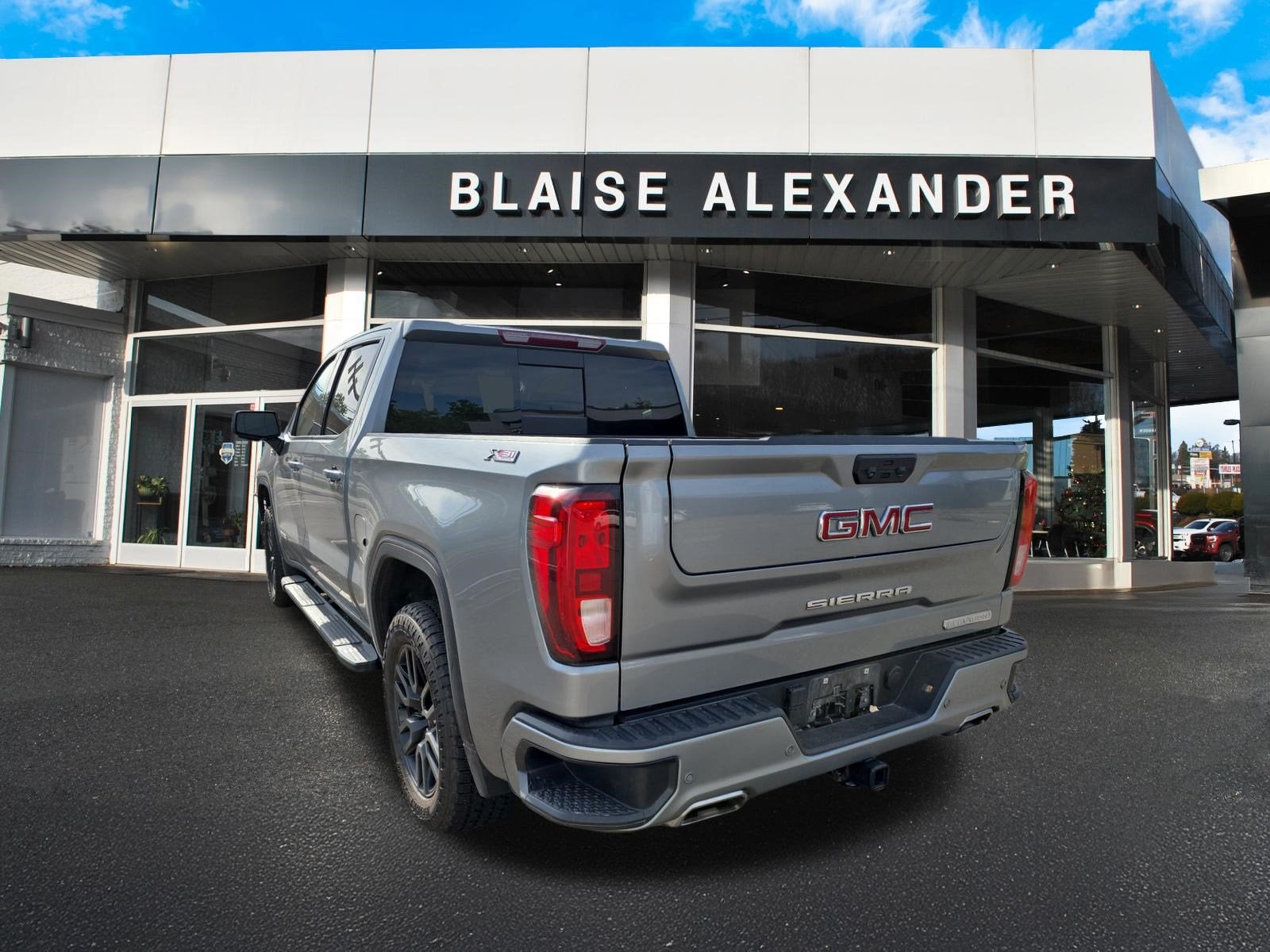 2023 GMC Sierra 1500 Elevation