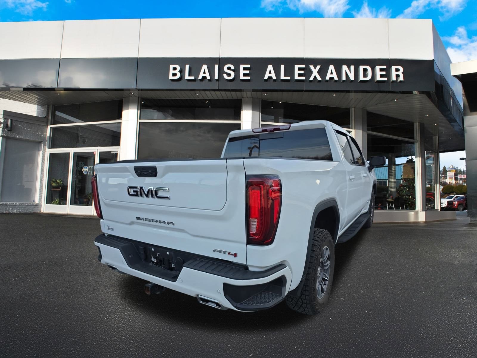 2024 GMC Sierra 1500 AT4