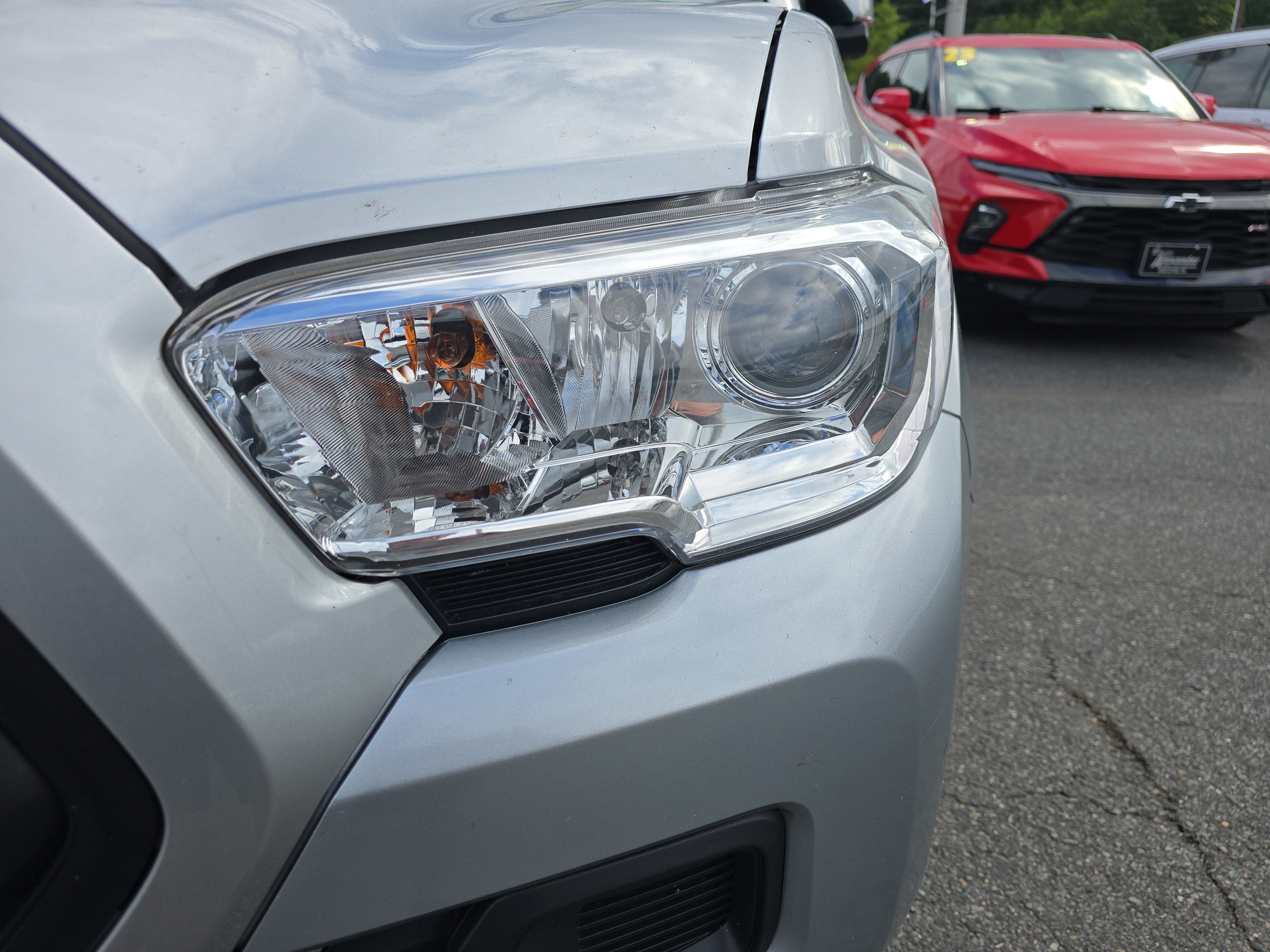 2022 Toyota Tacoma 4WD SR