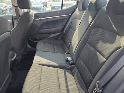 2019 Hyundai ELANTRA SE