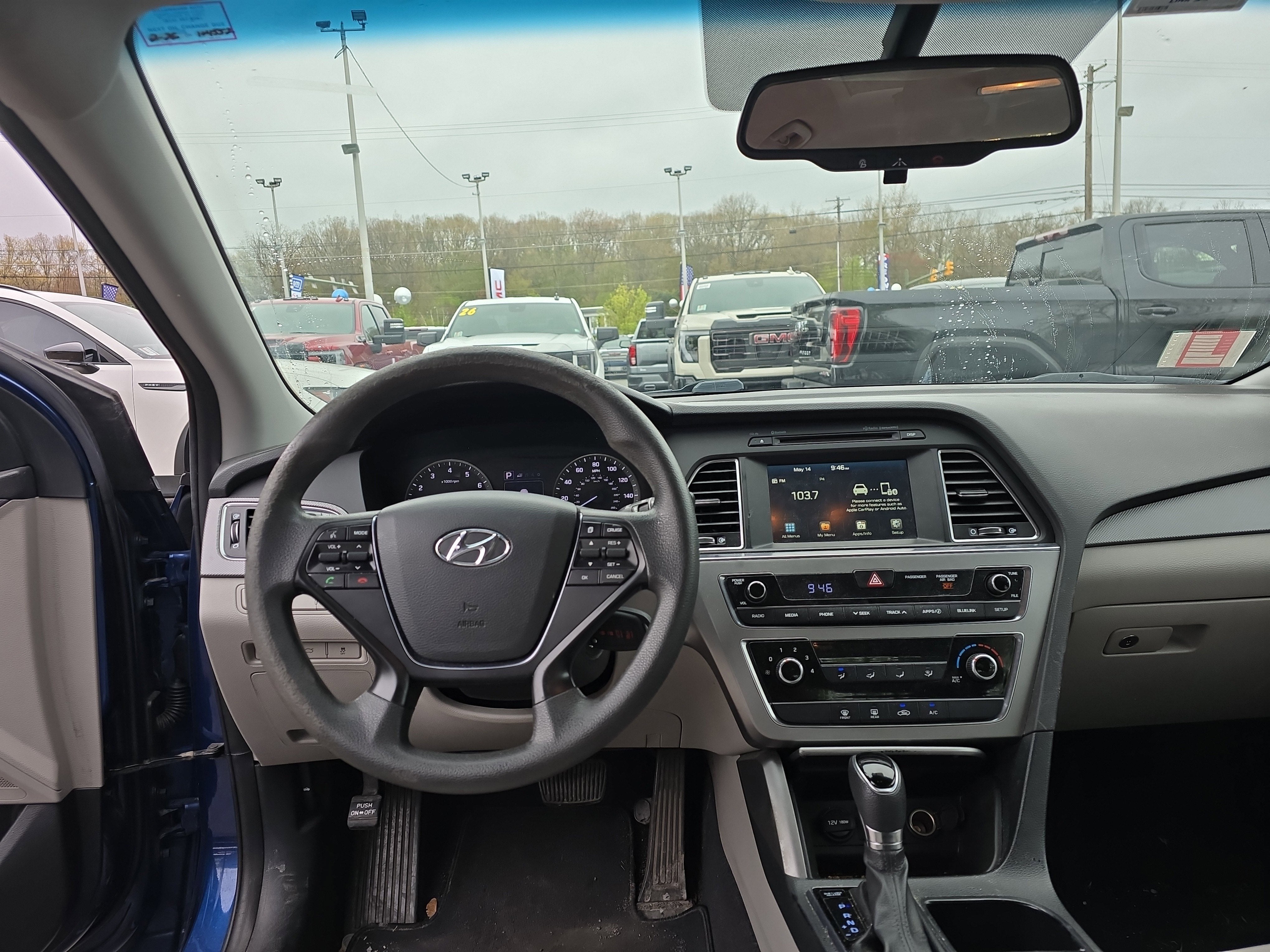 2017 Hyundai SONATA SE