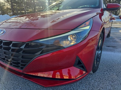 2023 Hyundai ELANTRA SEL