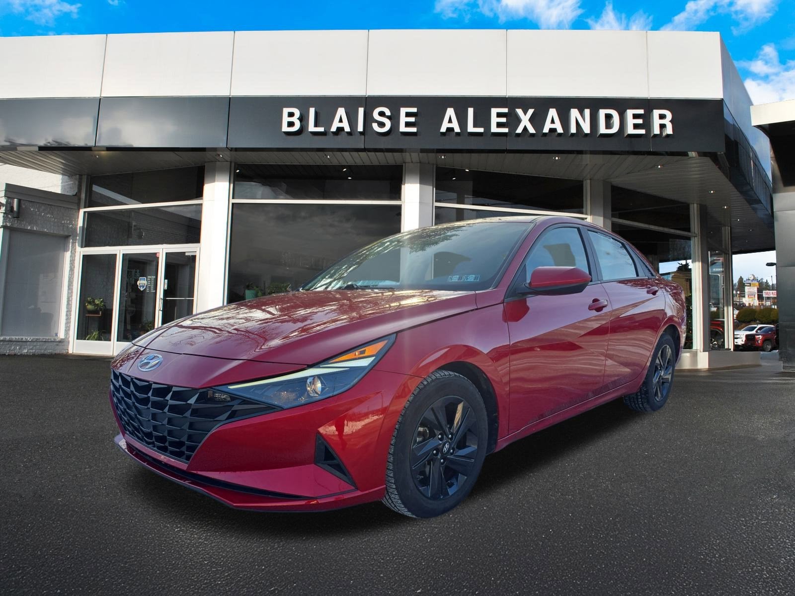 2023 Hyundai ELANTRA SEL