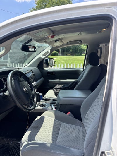 2013 Toyota Tundra 4WD Truck DB 4WD V8 5.7 SR5