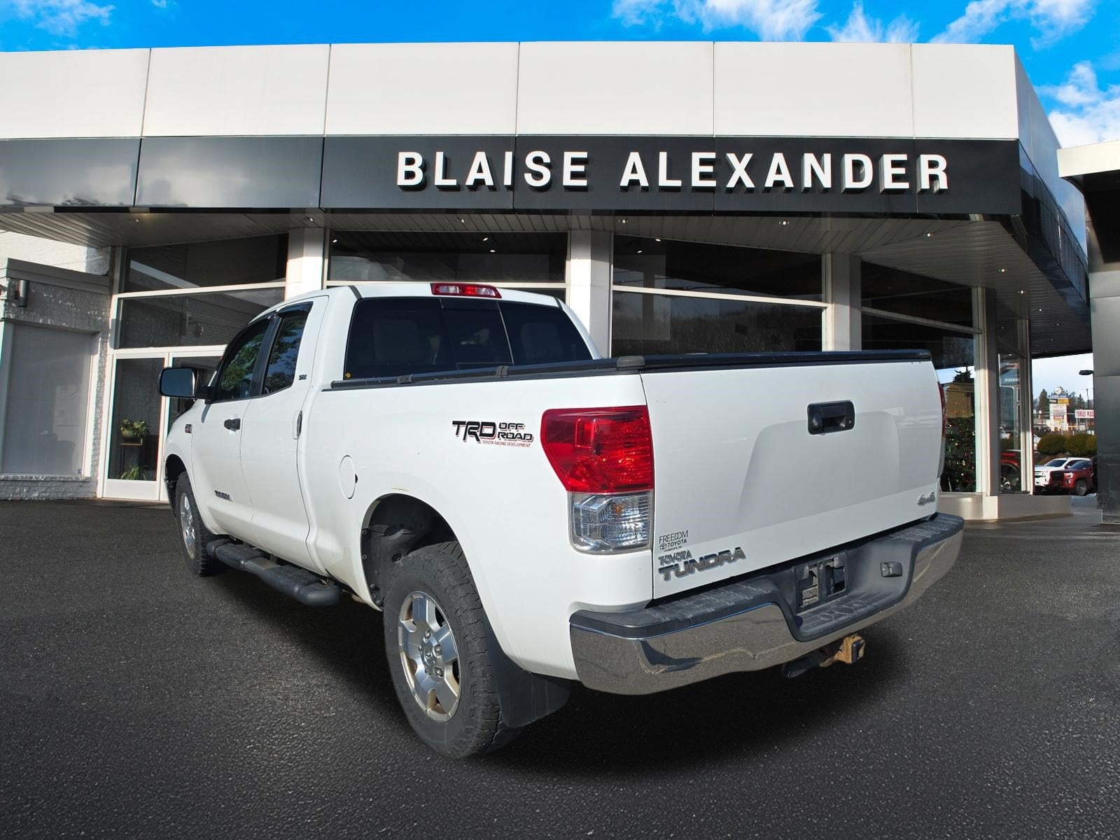 2013 Toyota Tundra 4WD Truck DB 4WD V8 5.7 SR5