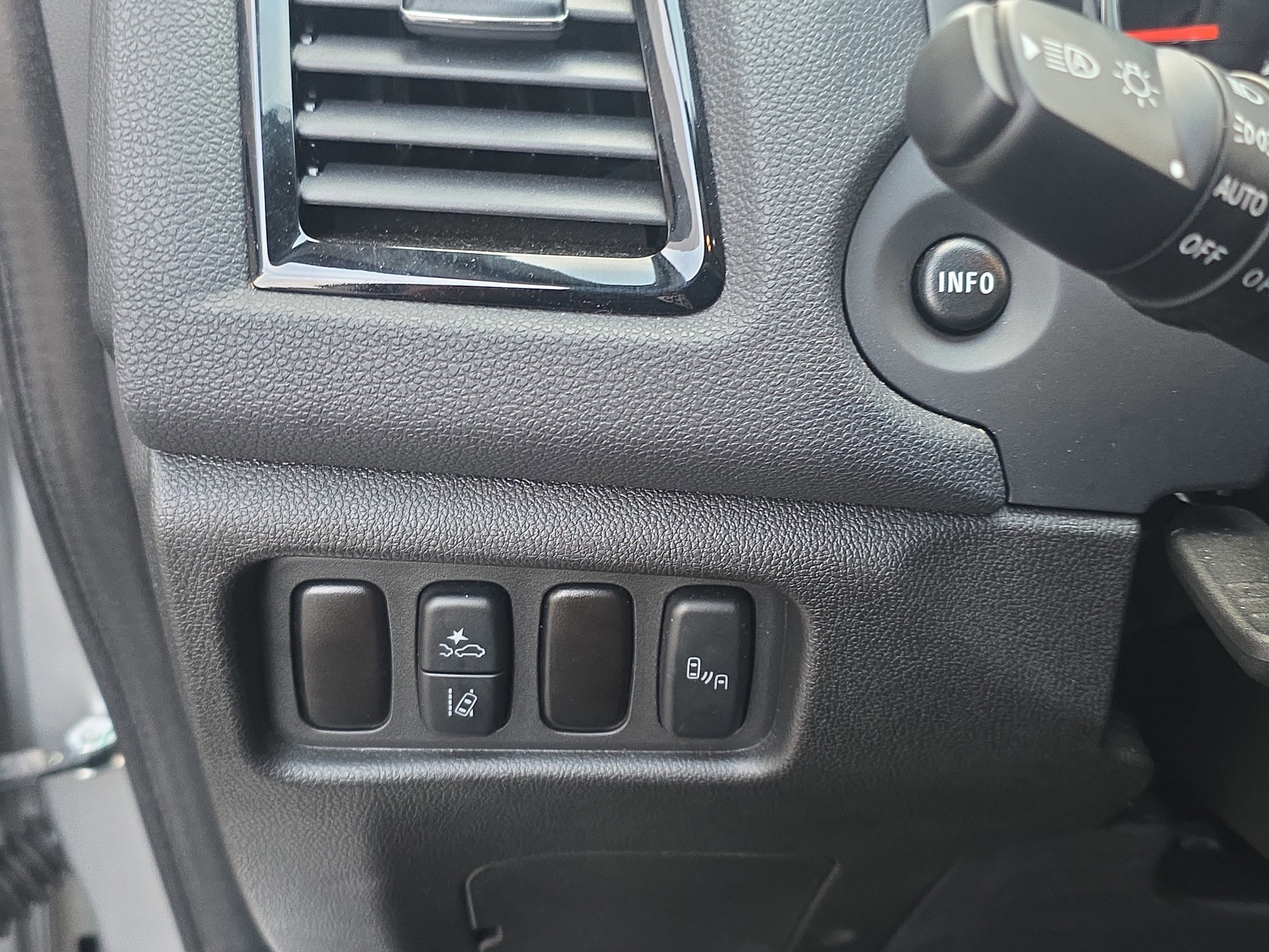 2025 Mitsubishi Outlander Sport S