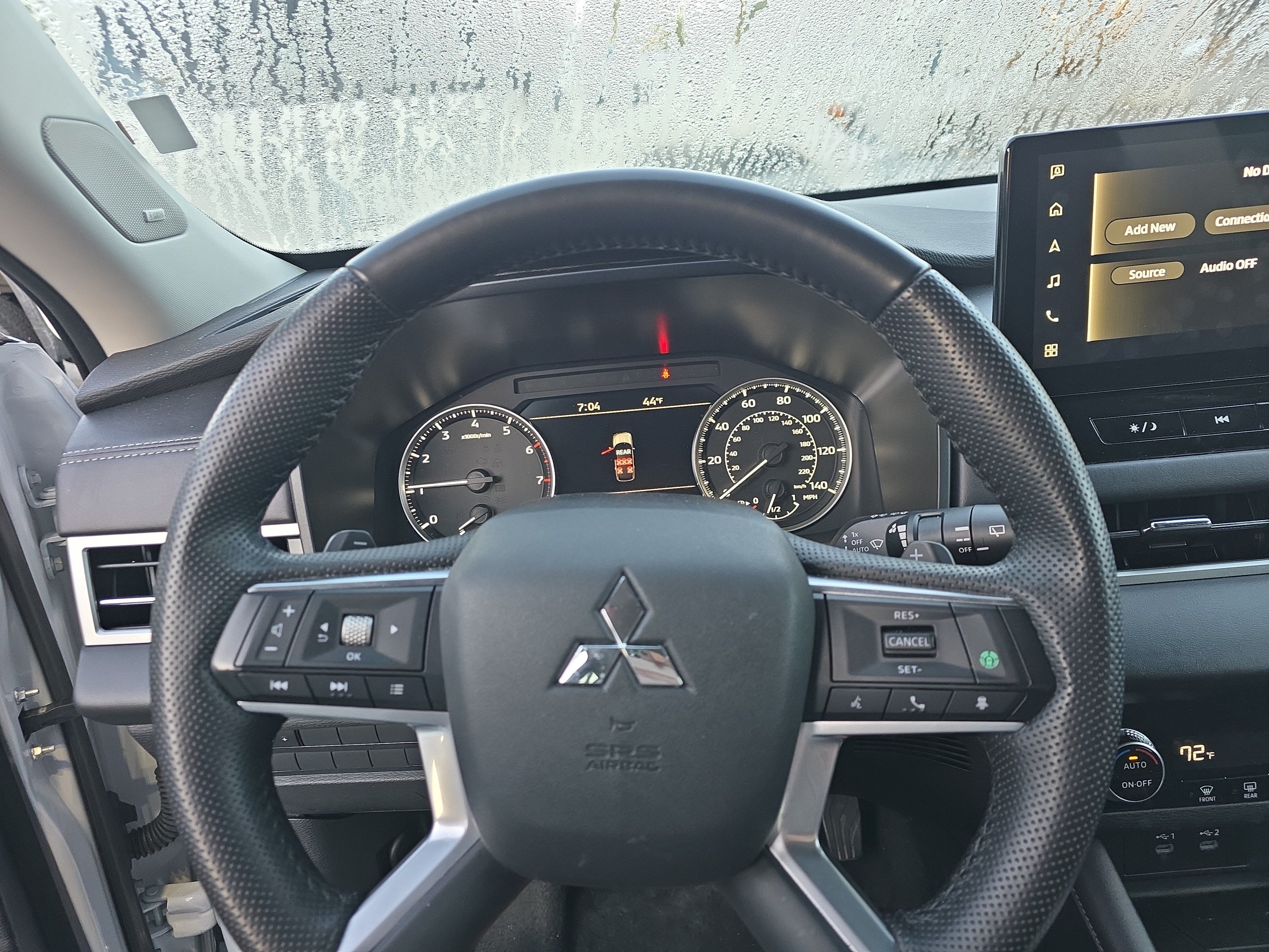 2025 Mitsubishi Outlander SE