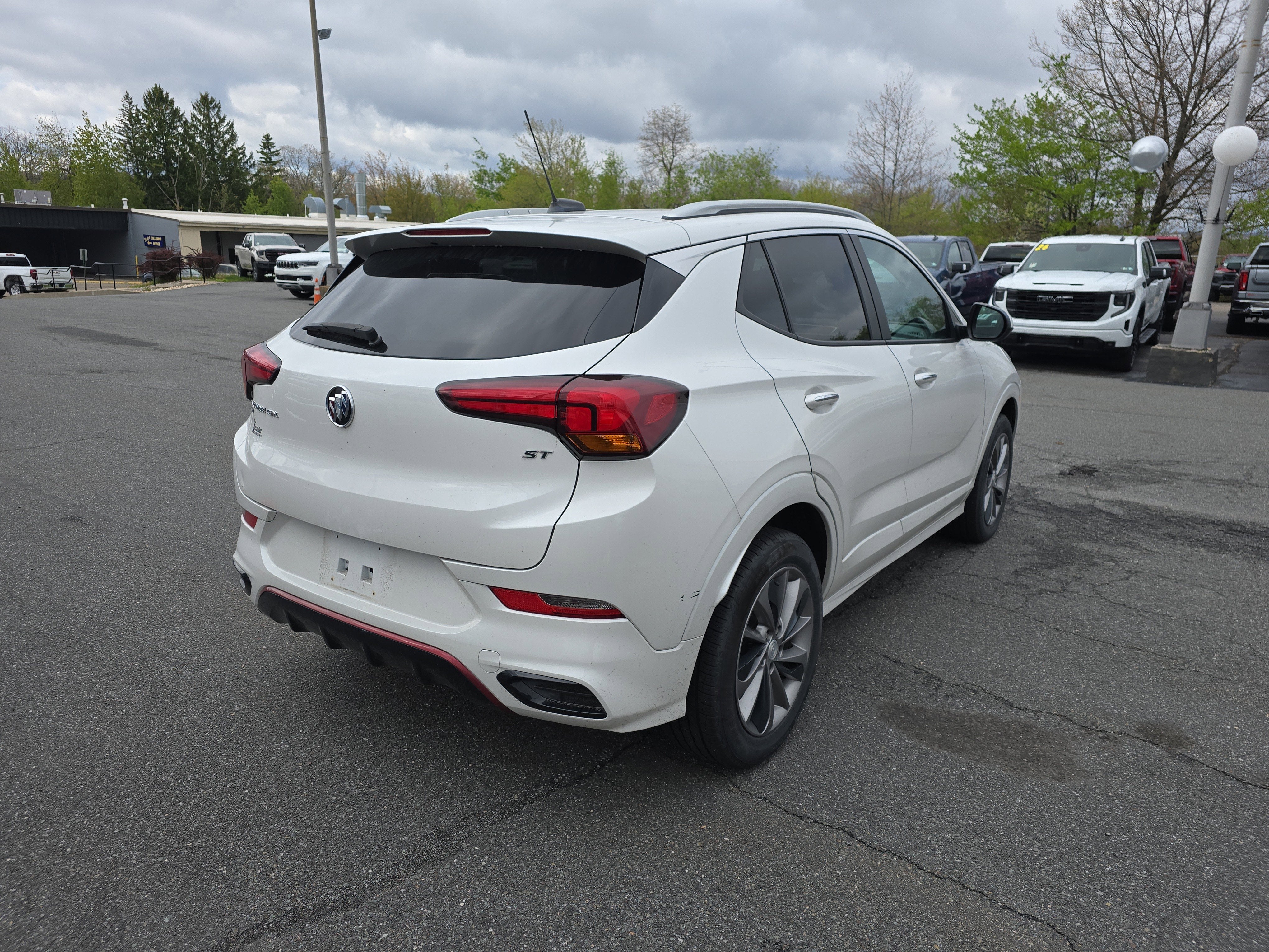 2022 Buick Encore GX Select