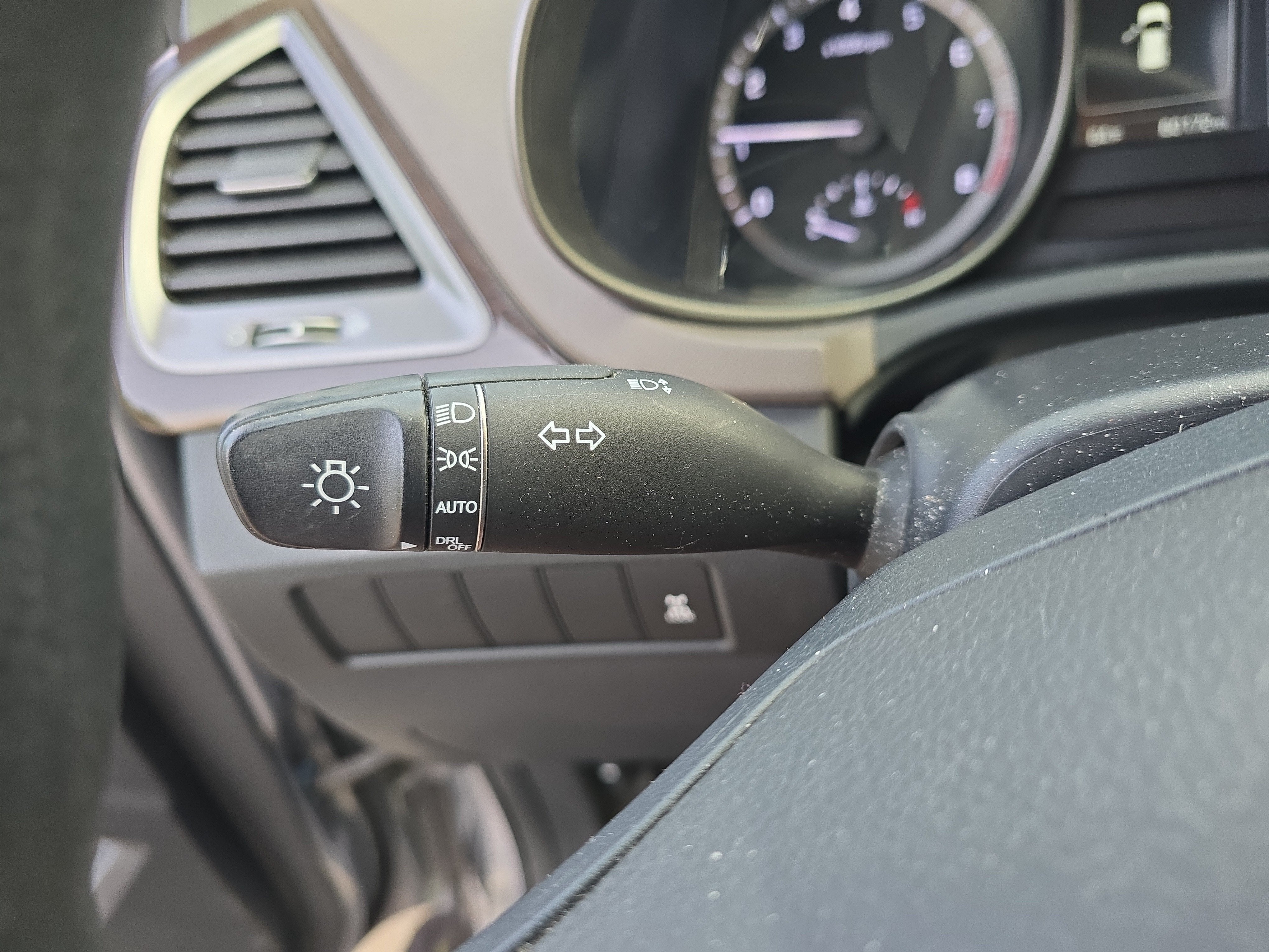 2018 Hyundai SANTA FE SE