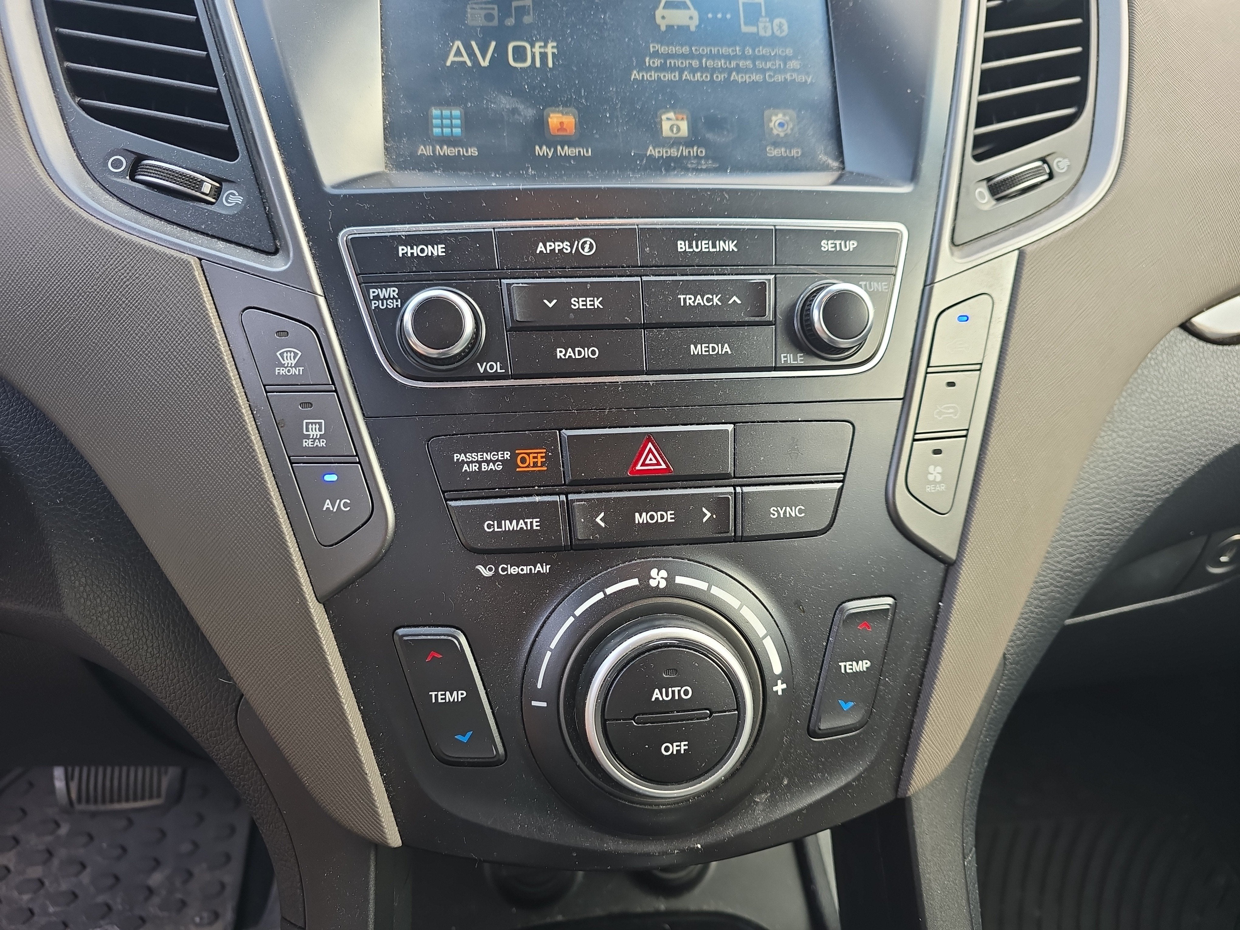 2018 Hyundai SANTA FE SE