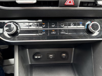 2023 Hyundai SONATA SE