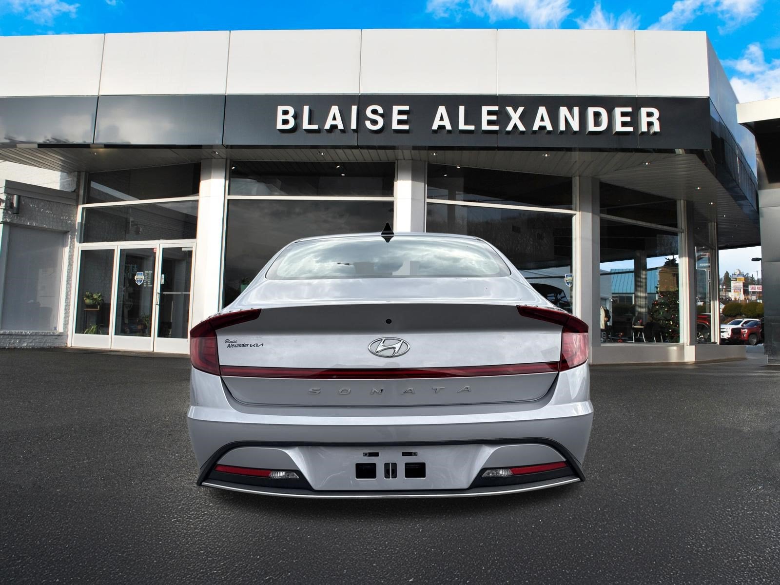 2023 Hyundai SONATA SE