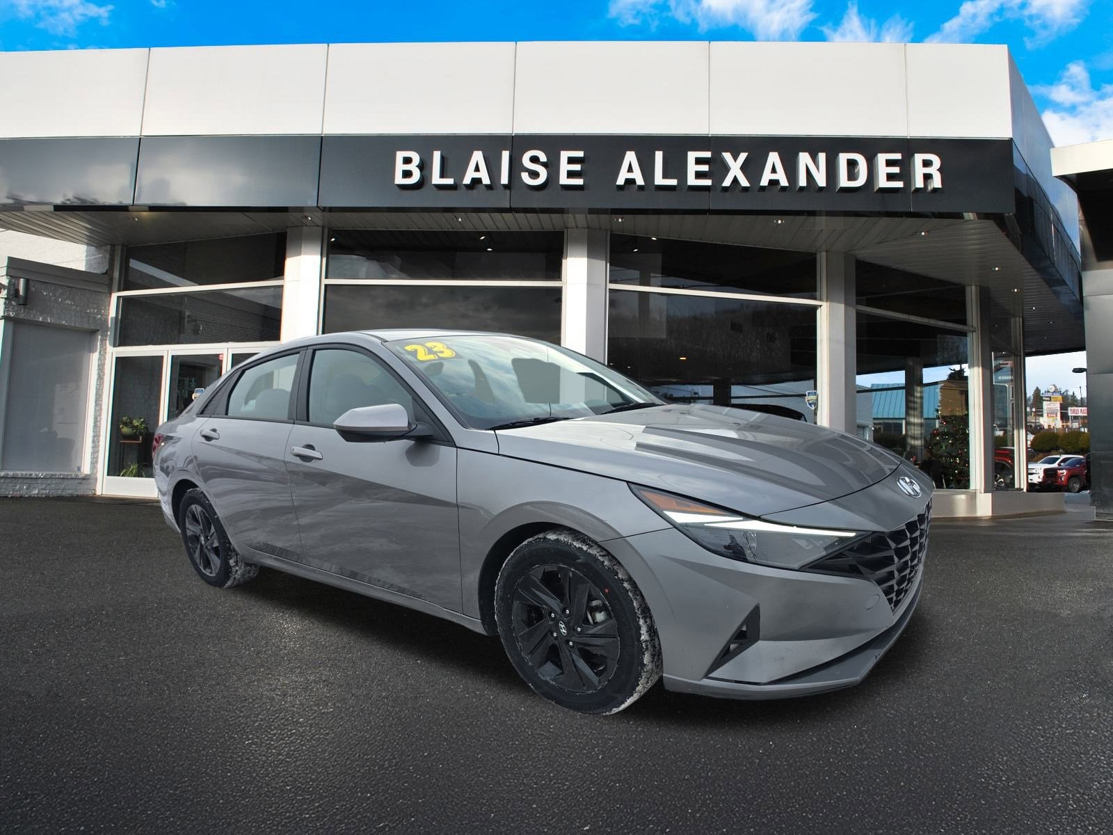 2023 Hyundai ELANTRA SEL