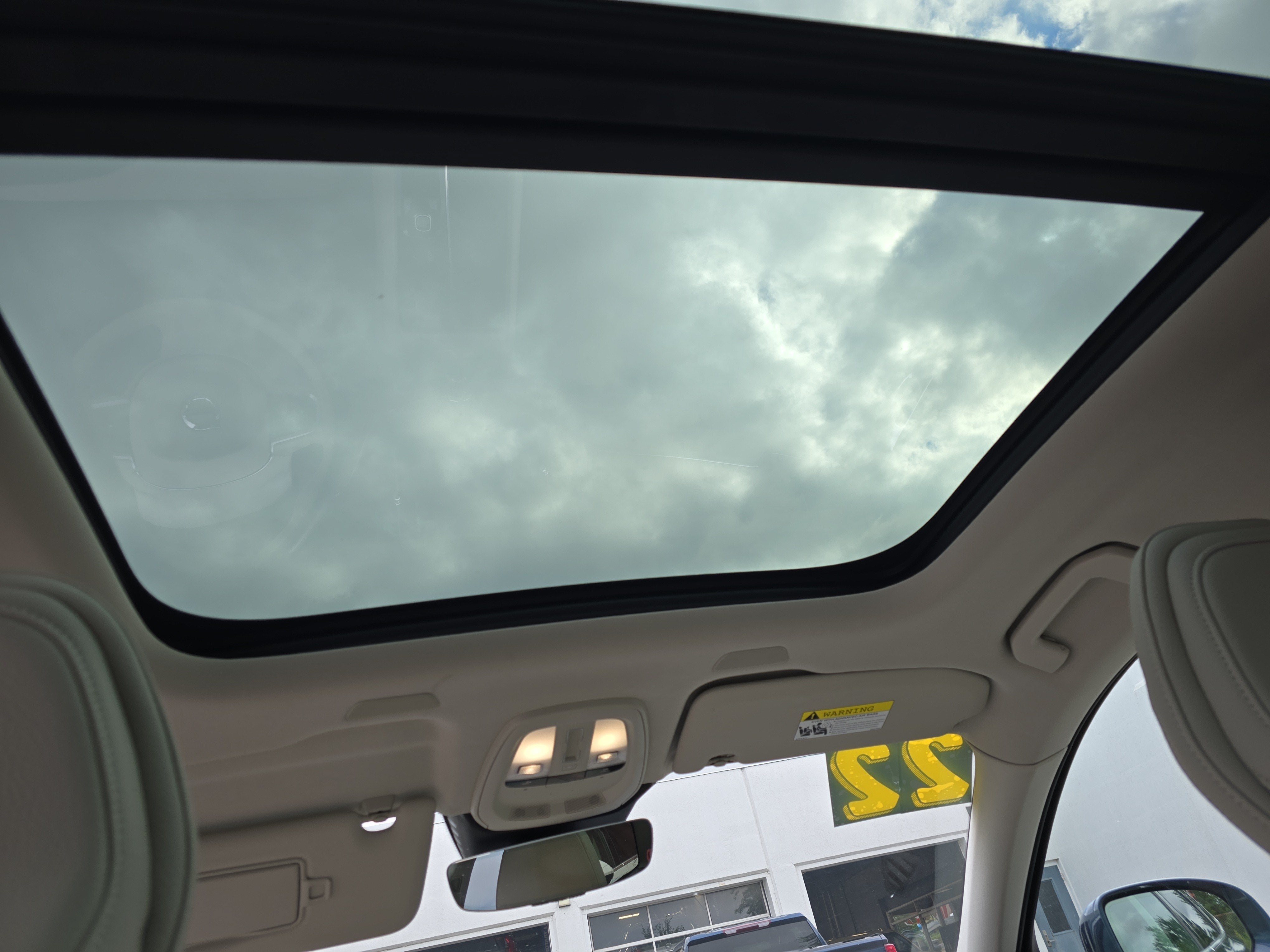 2022 Volvo XC60 Momentum