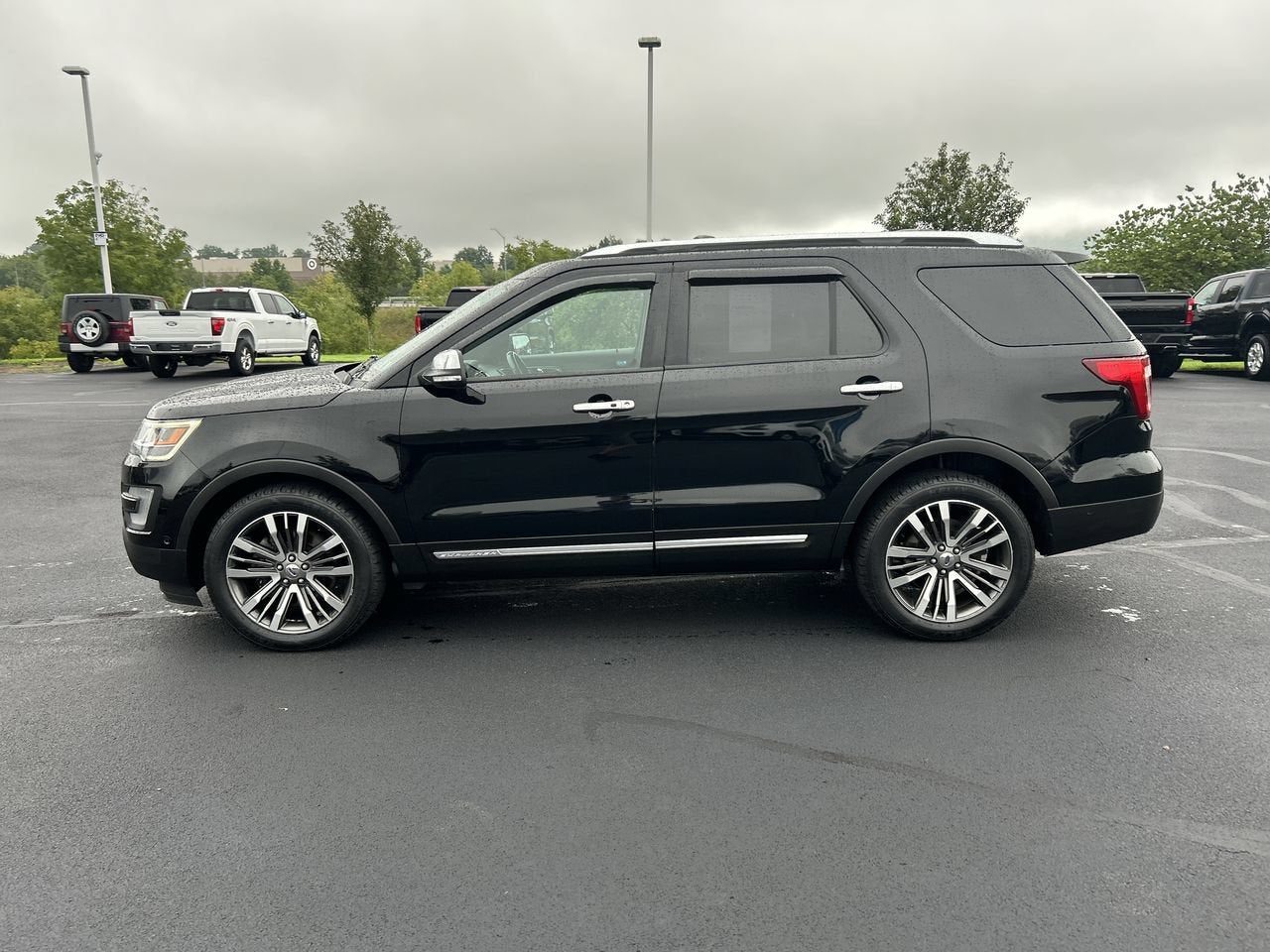 2017 Ford Explorer Platinum