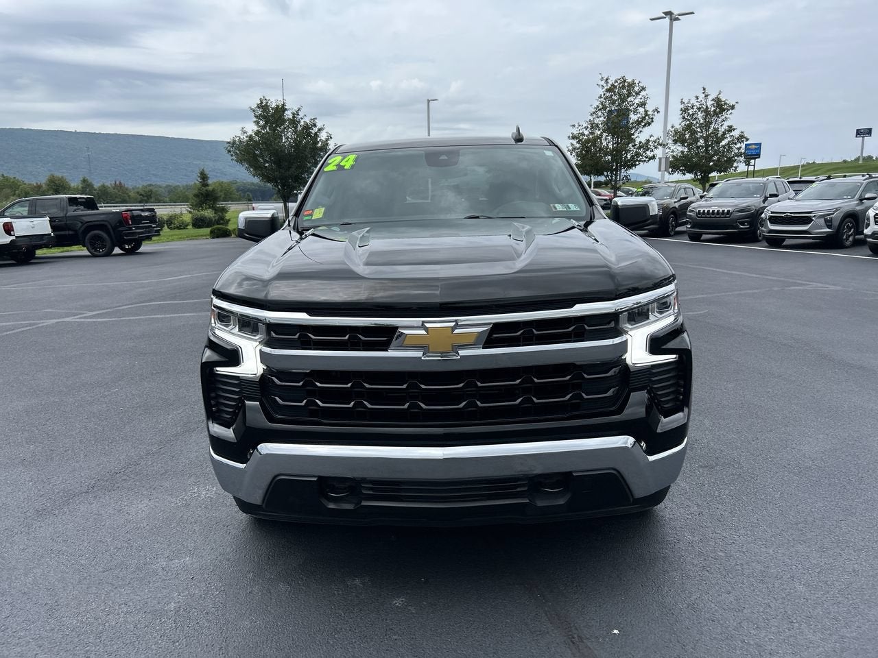 2024 Chevrolet Silverado 1500 LT (2FL)