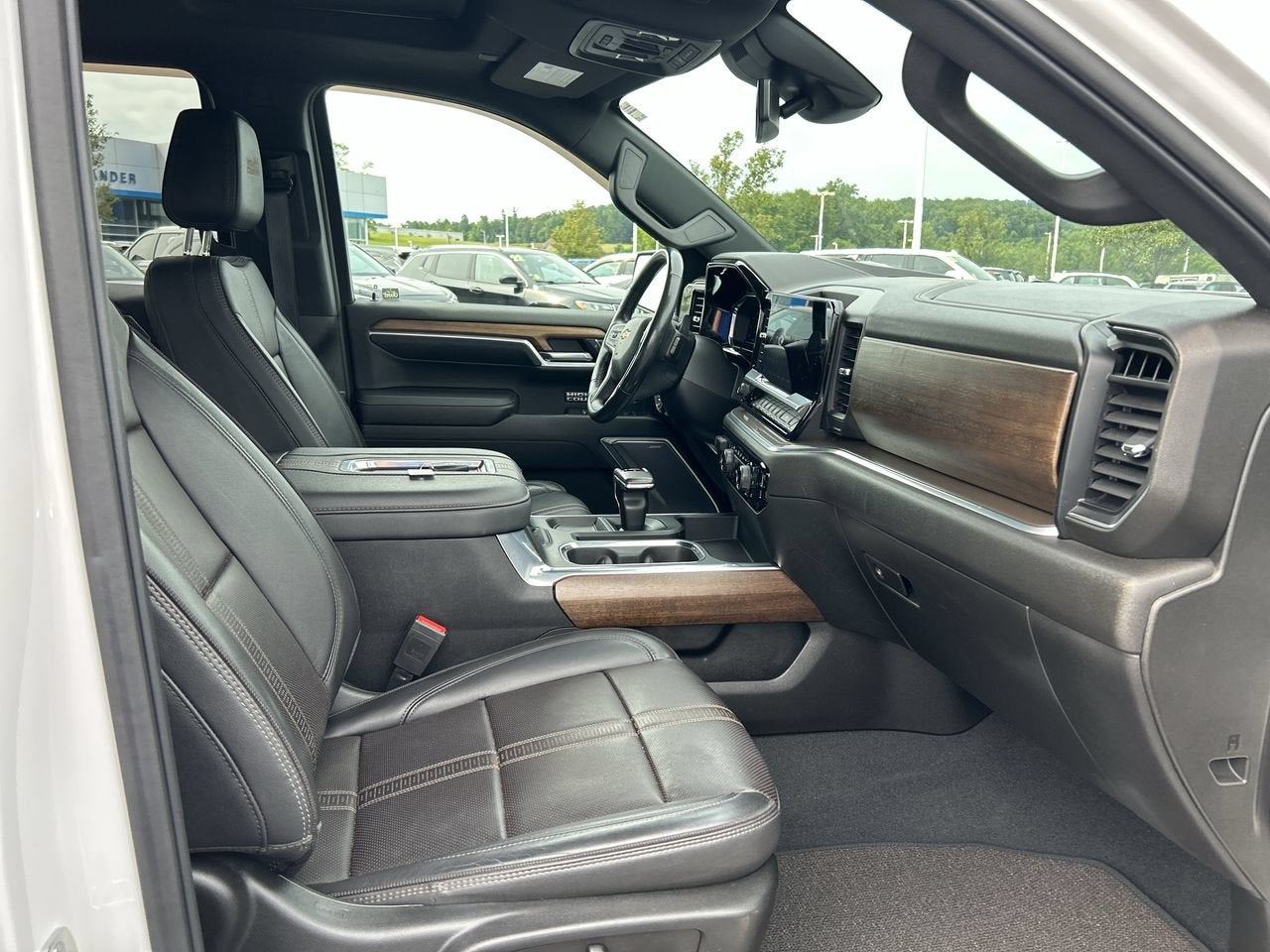 2022 Chevrolet Silverado 1500 High Country