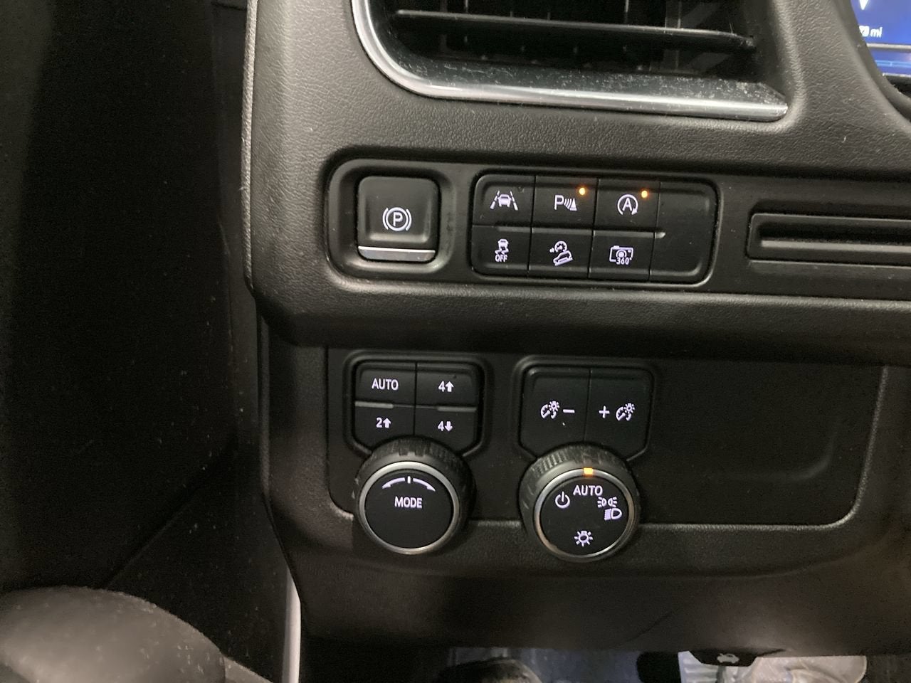 2023 Chevrolet Suburban Z71