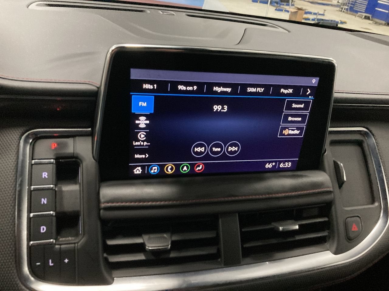 2021 Chevrolet Suburban RST