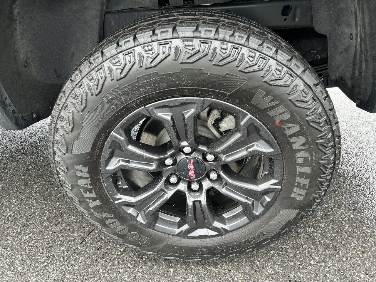 2025 GMC Canyon Elevation
